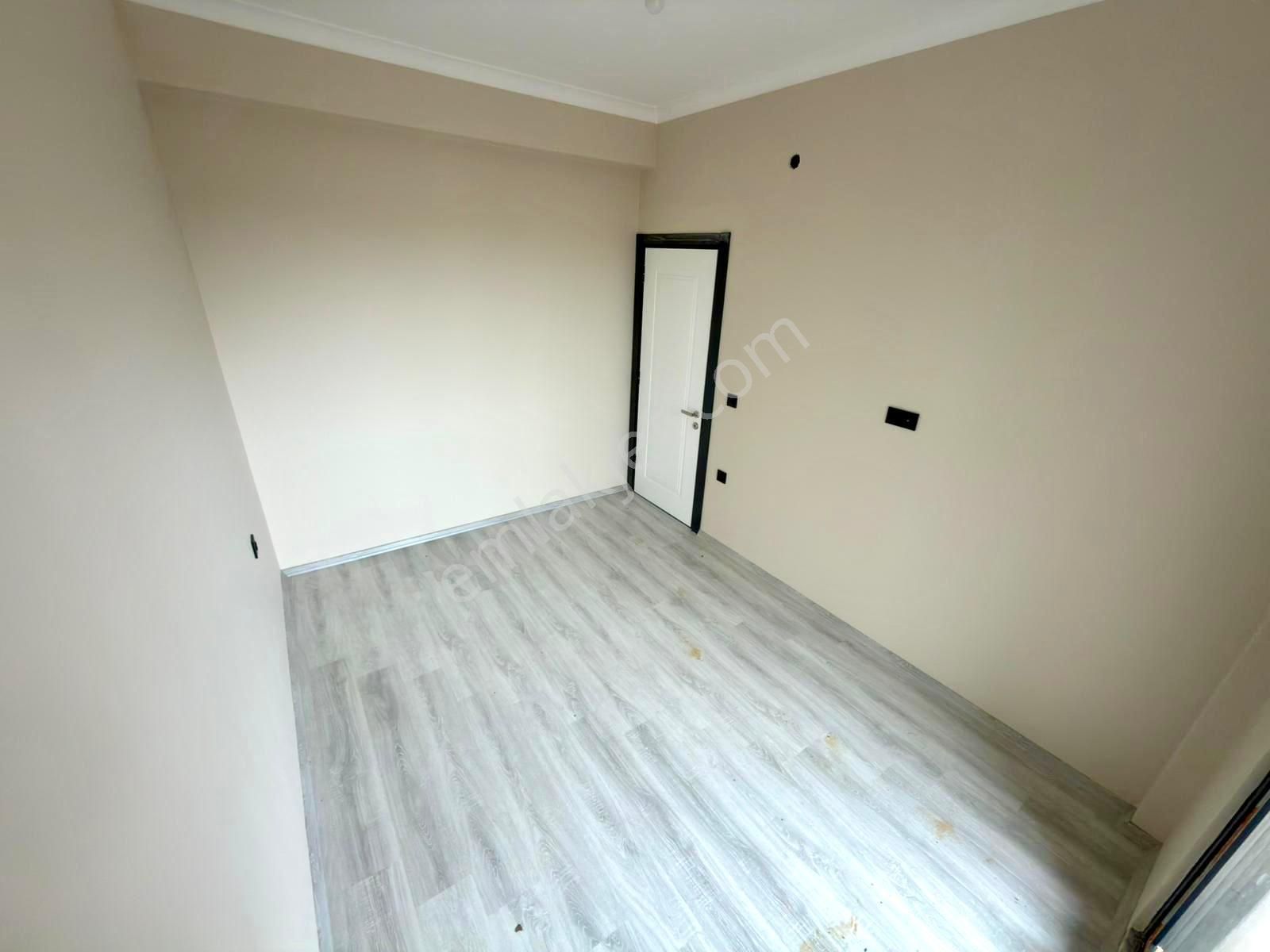 🏡 Referans'tan Akçay'da Müstakil Tadında Ayrı Mutfak Yerden Isıtmalı 2+1 Daire - Görsel 12