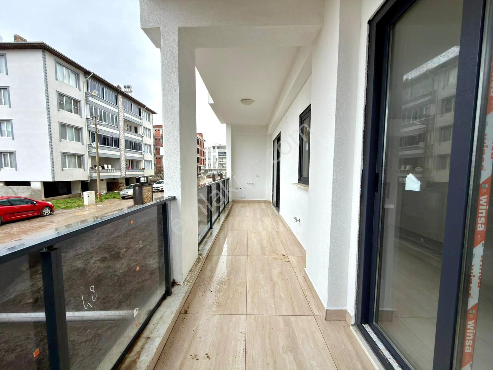 🏡 Referans'tan Akçay'da Müstakil Tadında Ayrı Mutfak Yerden Isıtmalı 2+1 Daire - Görsel 7
