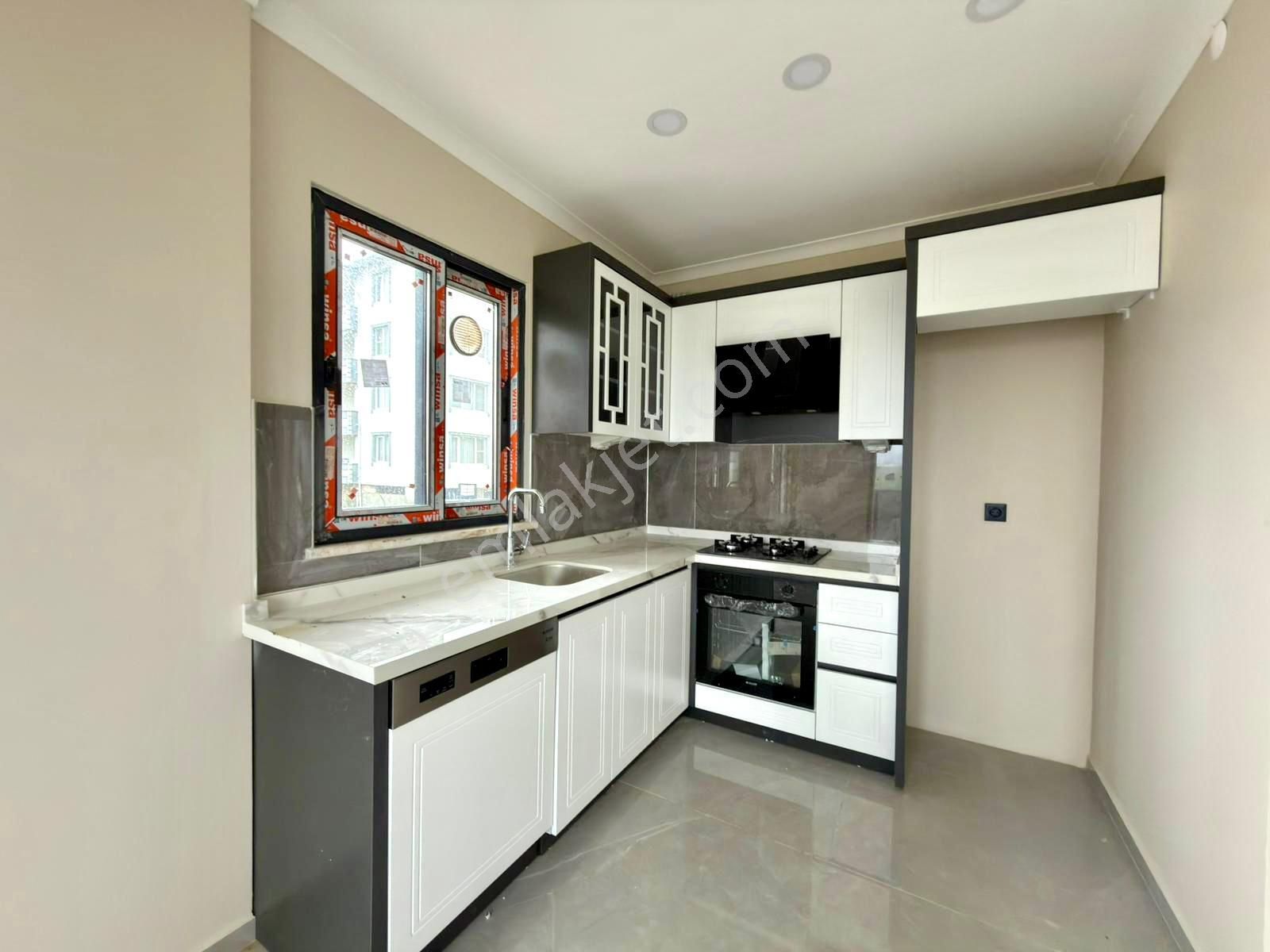 🏡 Referans'tan Akçay'da Müstakil Tadında Ayrı Mutfak Yerden Isıtmalı 2+1 Daire