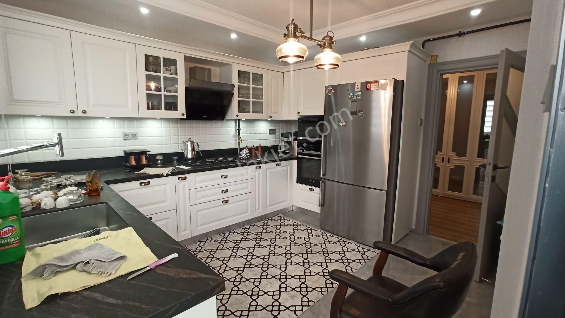 Fırsat!! Stilpark'tan Göl Manzaralı Her Kat Tek Daire - Görsel 6