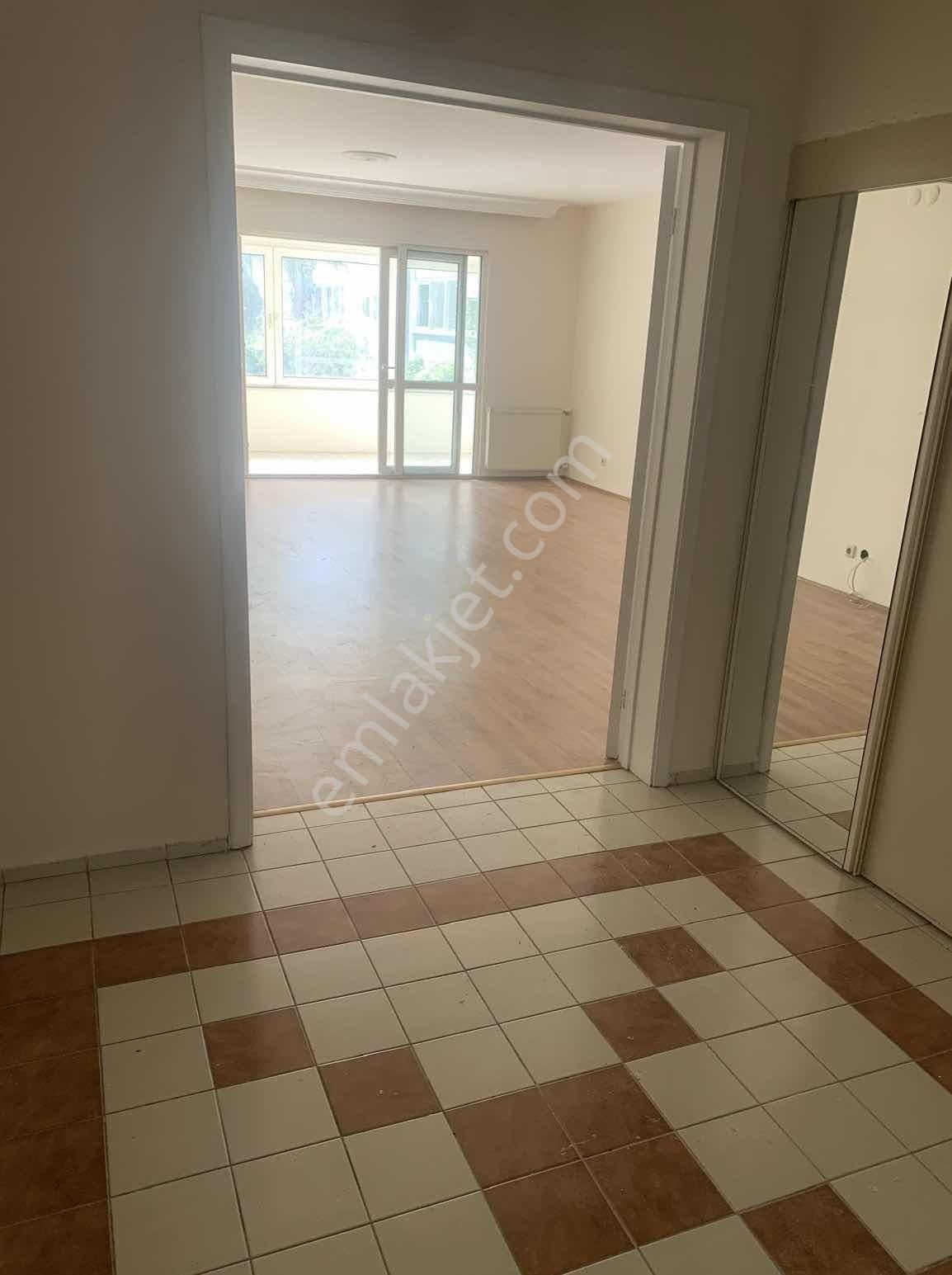 Beylikdüzü Bizimkent Sitesi Büyük Tip 3+1 Satılık Daire - Görsel 4