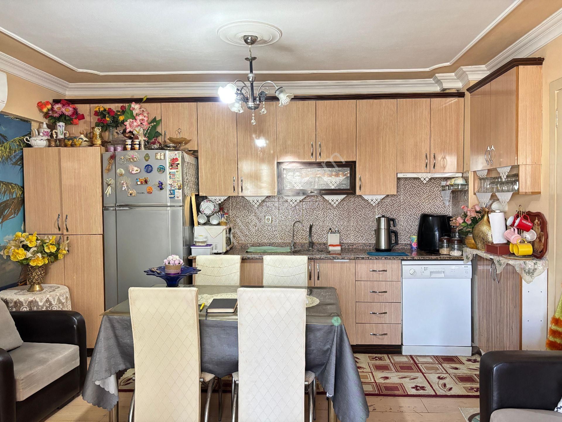 İzmir Seferihisar Ürkmez Merkezde Plaja 150 M Geniş Yapılı 2+1 Satılık Daire - Görsel 8