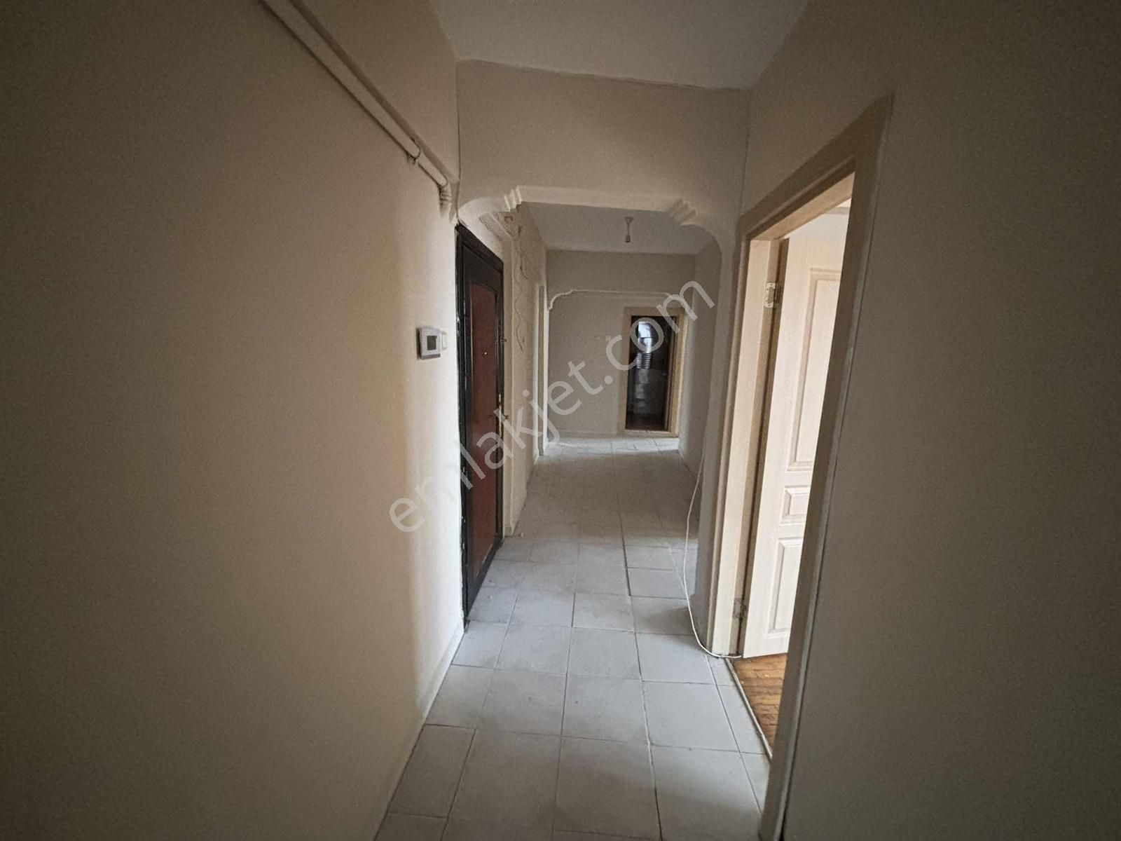 Sivrihisar Caddesi Üzerinde 3+1 Kiralık Daire - Görsel 15