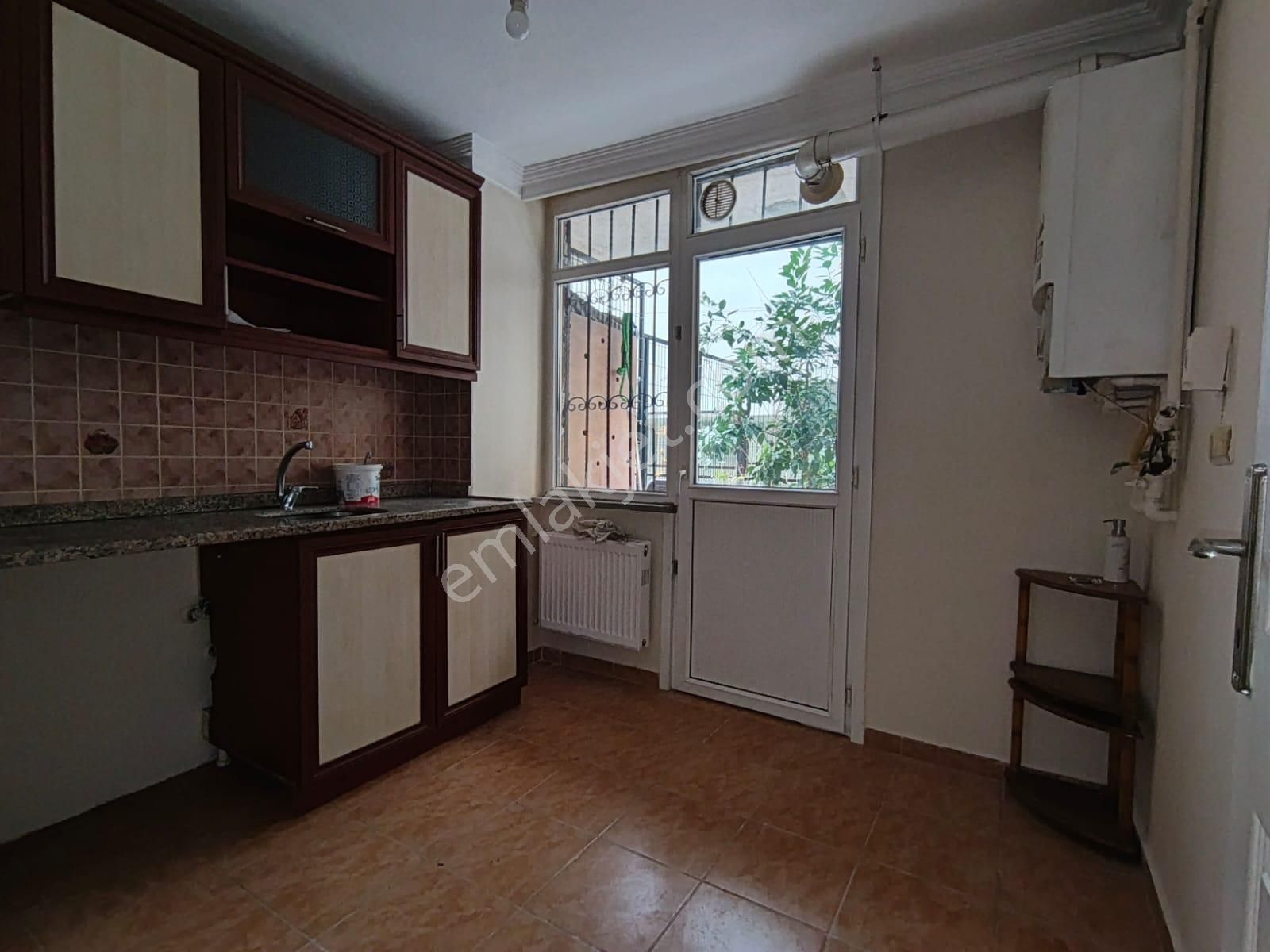 Çekmeköy Mimarsinan Mh Kiralık 2+1 75m2 Bahçe Kat Daire - Görsel 3