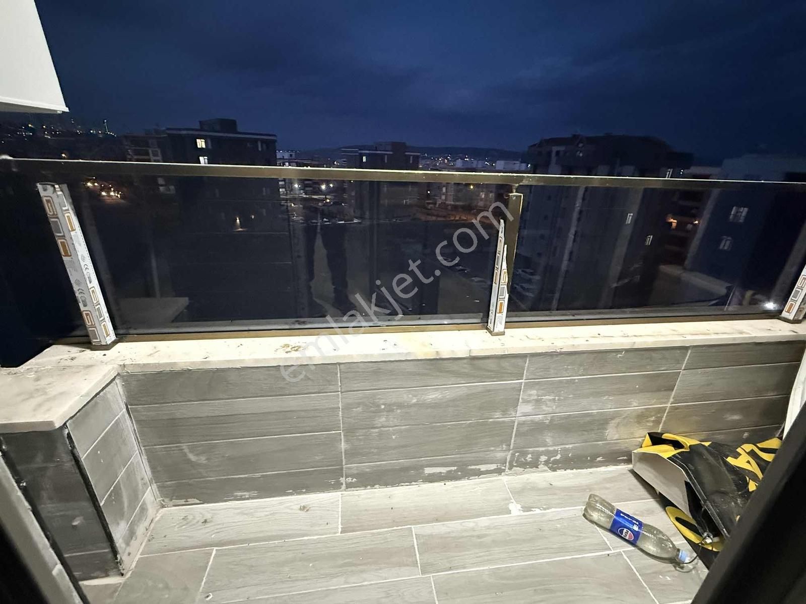 Burhan Kılınç'dan Eşyalı Kiralık Lüx 1+1 Merkezi Konumda - Görsel 12