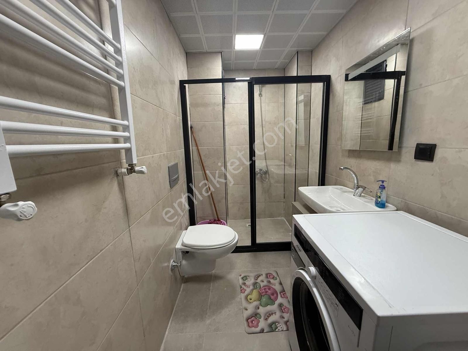 Burhan Kılınç'dan Eşyalı Kiralık Lüx 1+1 Merkezi Konumda - Görsel 5