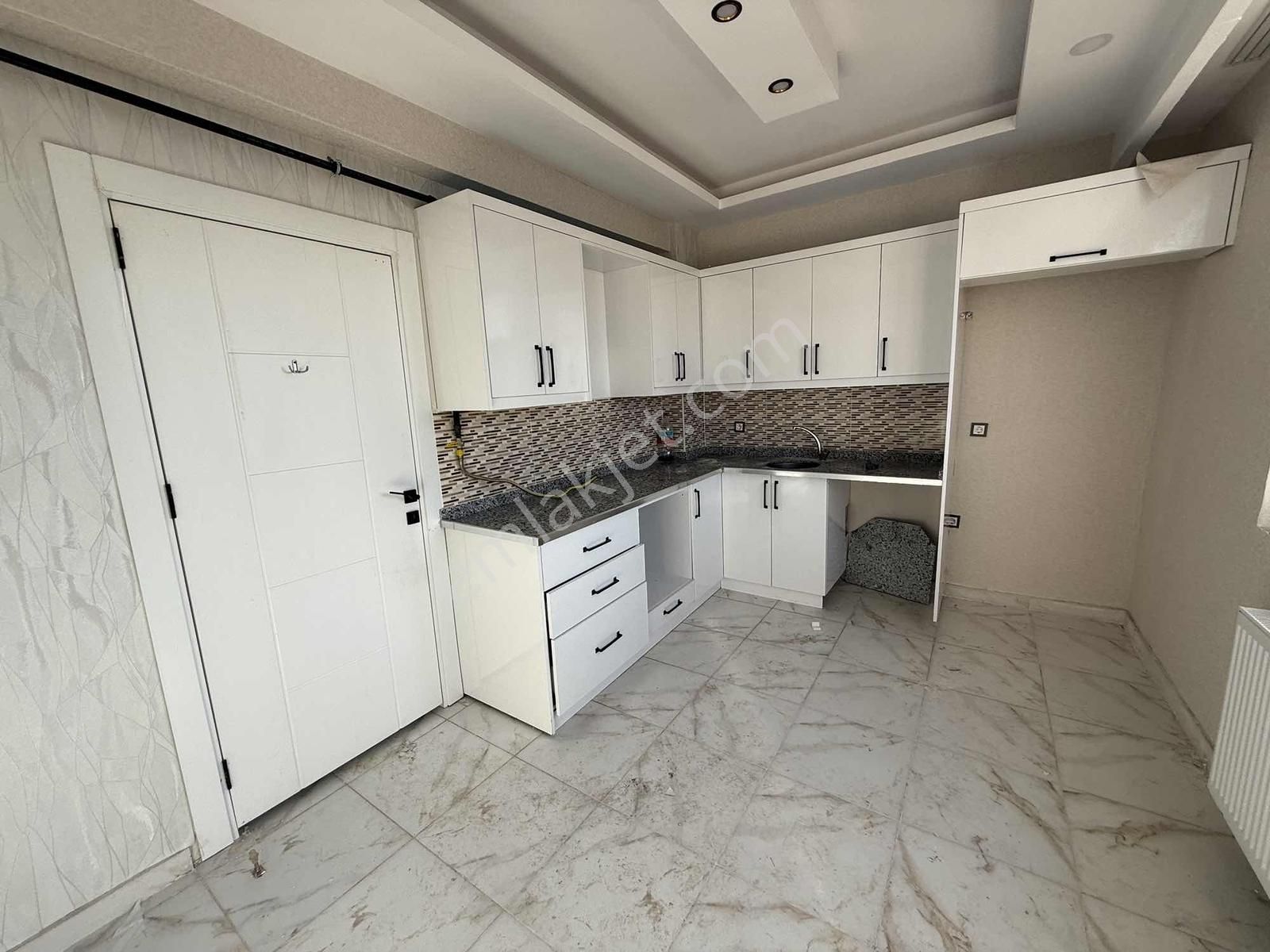 Burhan Kılınç'dan Acil Satılık 3+1 - Görsel 8