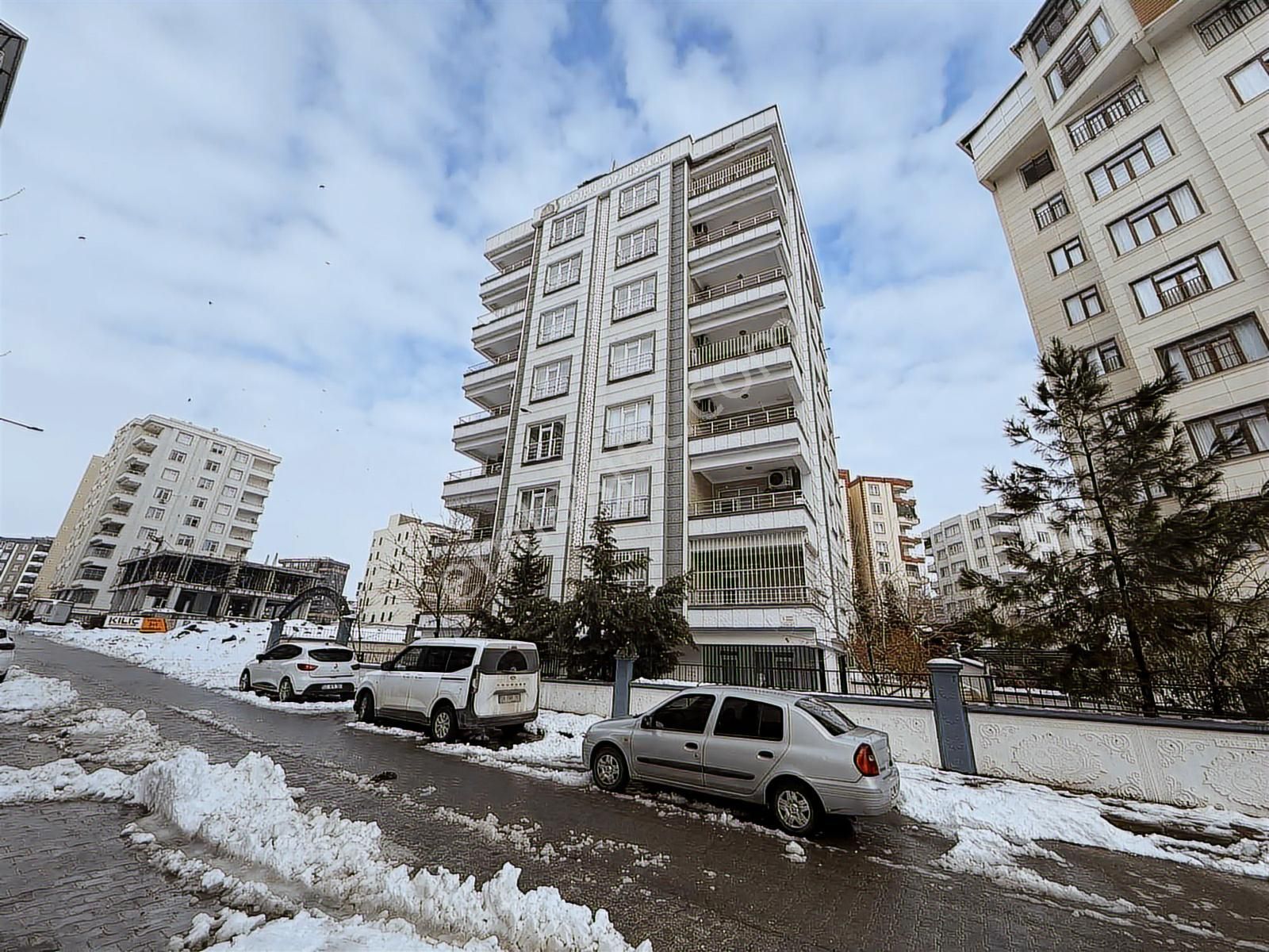 Burhan Kılınç'dan Acil Satılık 3+1