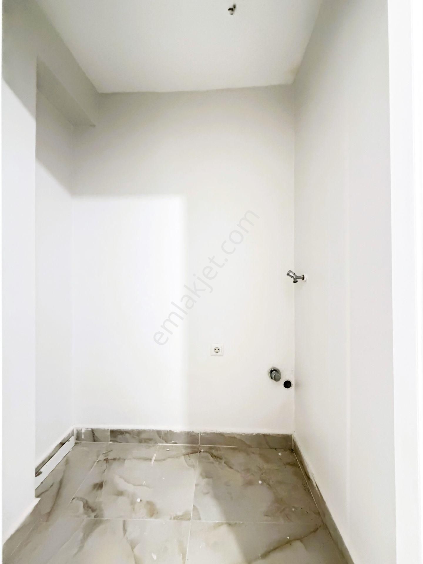 Gökçe Emlak'tan Sarayda Sitede Giysi Odalı 3+1 Satılık Daire - Görsel 30