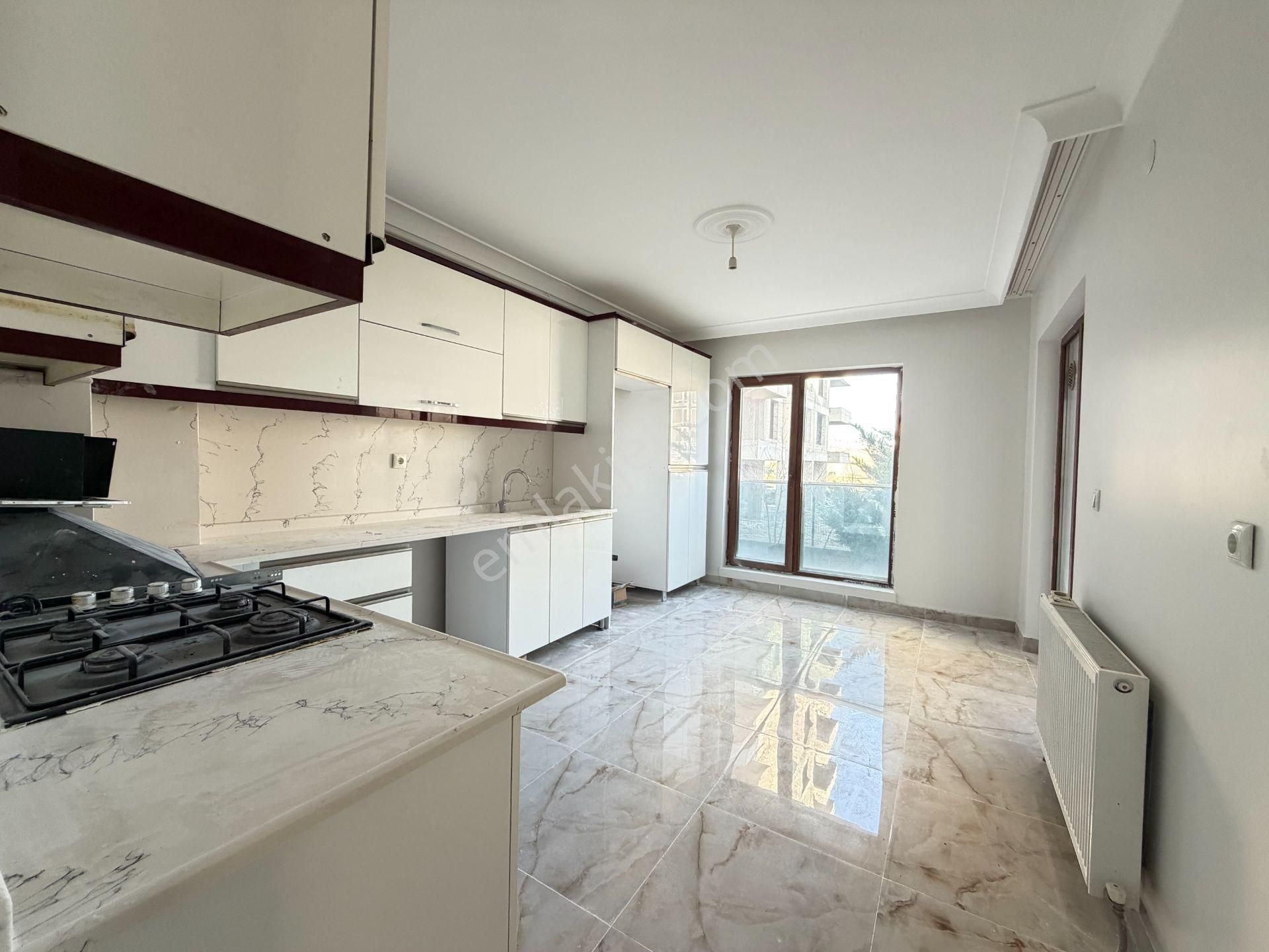 Gökçe Emlak'tan Sarayda Sitede Giysi Odalı 3+1 Satılık Daire - Görsel 7