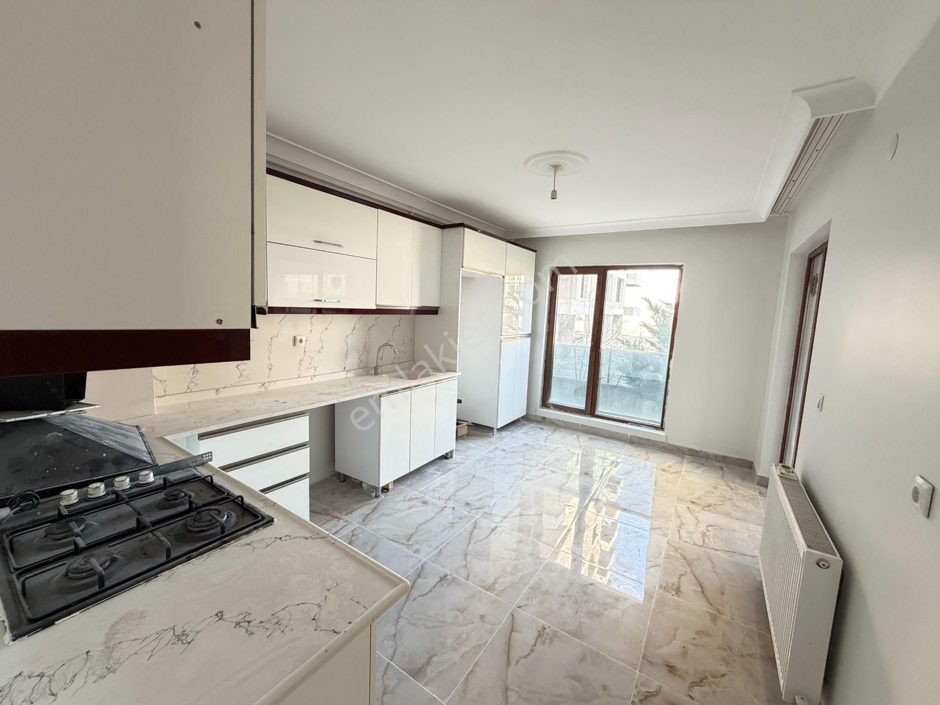 Gökçe Emlak'tan Sarayda Sitede Giysi Odalı 3+1 Satılık Daire - Görsel 13