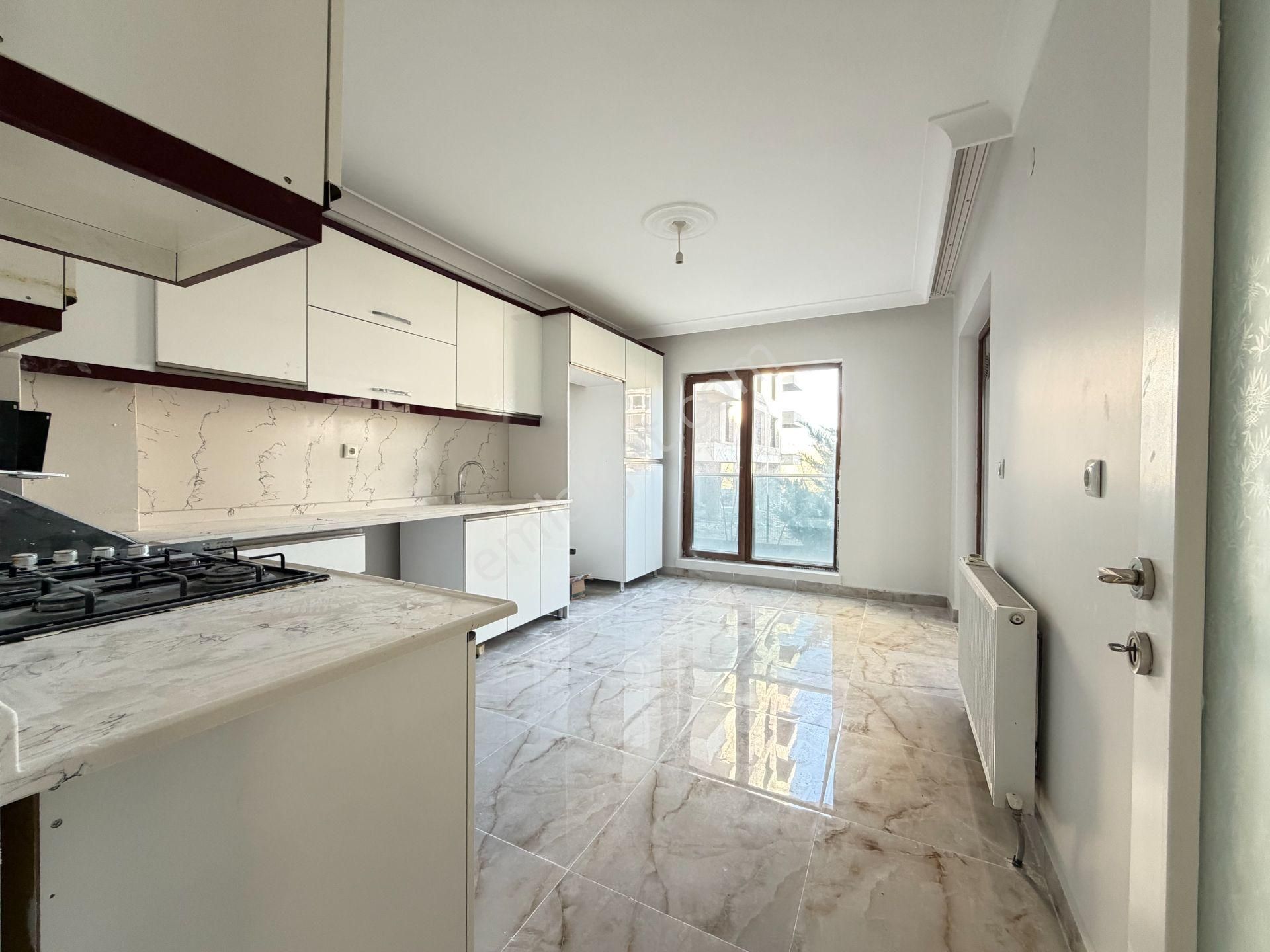 Gökçe Emlak'tan Sarayda Sitede Giysi Odalı 3+1 Satılık Daire - Görsel 28
