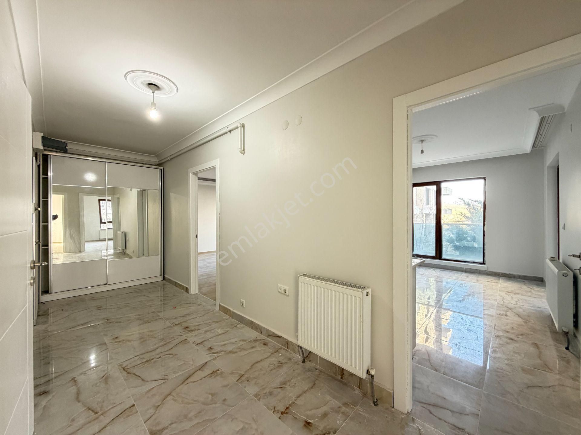 Gökçe Emlak'tan Sarayda Sitede Giysi Odalı 3+1 Satılık Daire - Görsel 6