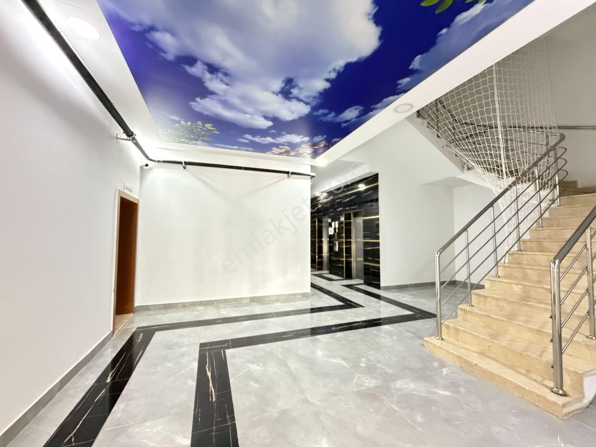 Gökçe Emlak'tan Sarayda Sitede Giysi Odalı 3+1 Satılık Daire - Görsel 33