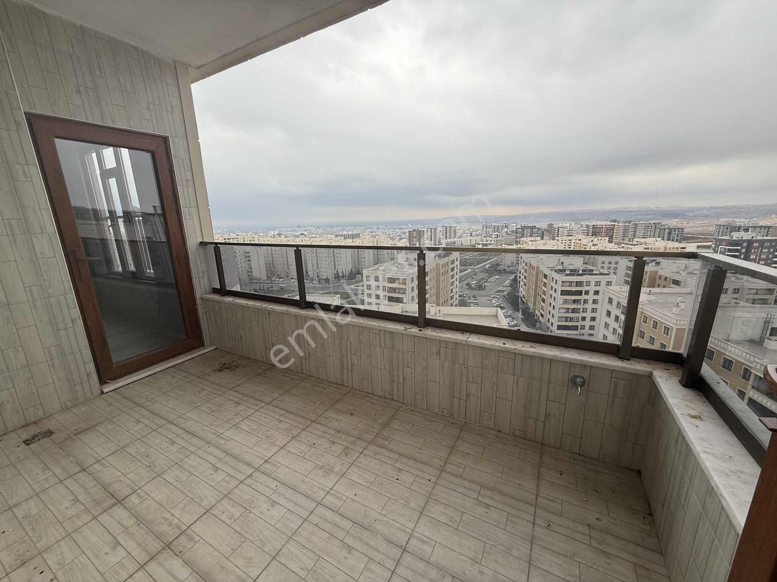 Burhan Kılınç'dan Lüx Geniş 2+1 Urfa Manzaralı - Görsel 19