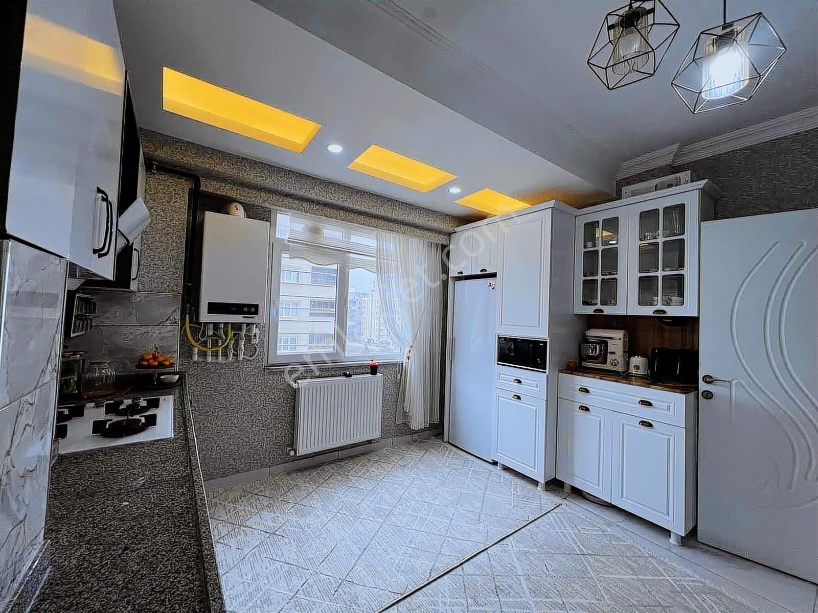 Burhan Kılınç'dan Acil Satılık 3+1 - Görsel 4