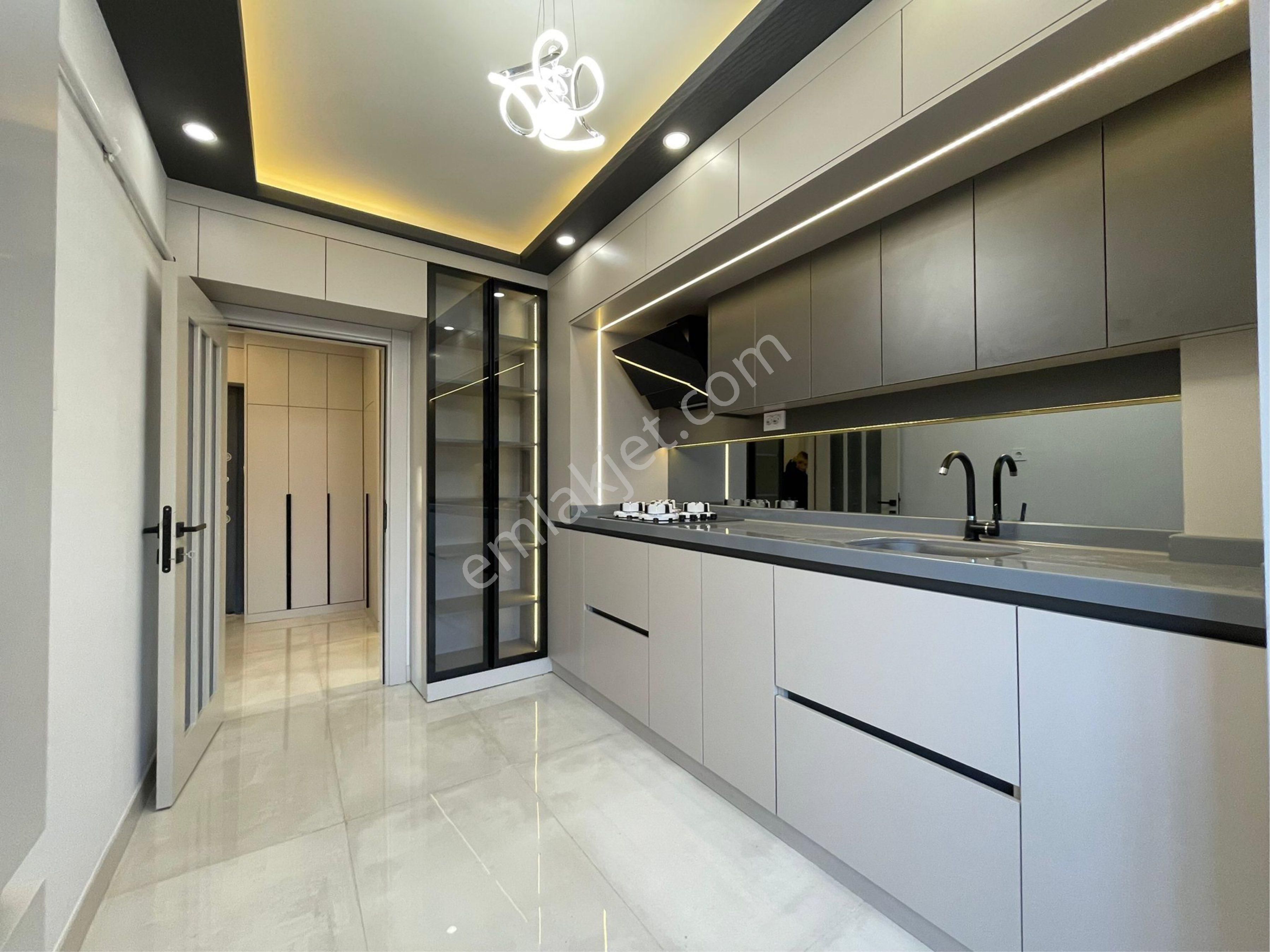 Sincan Ahievran Mh.'de 3+1 1.orta Kat Bağımsız Ultra Lüks Satılık Daire - Görsel 2