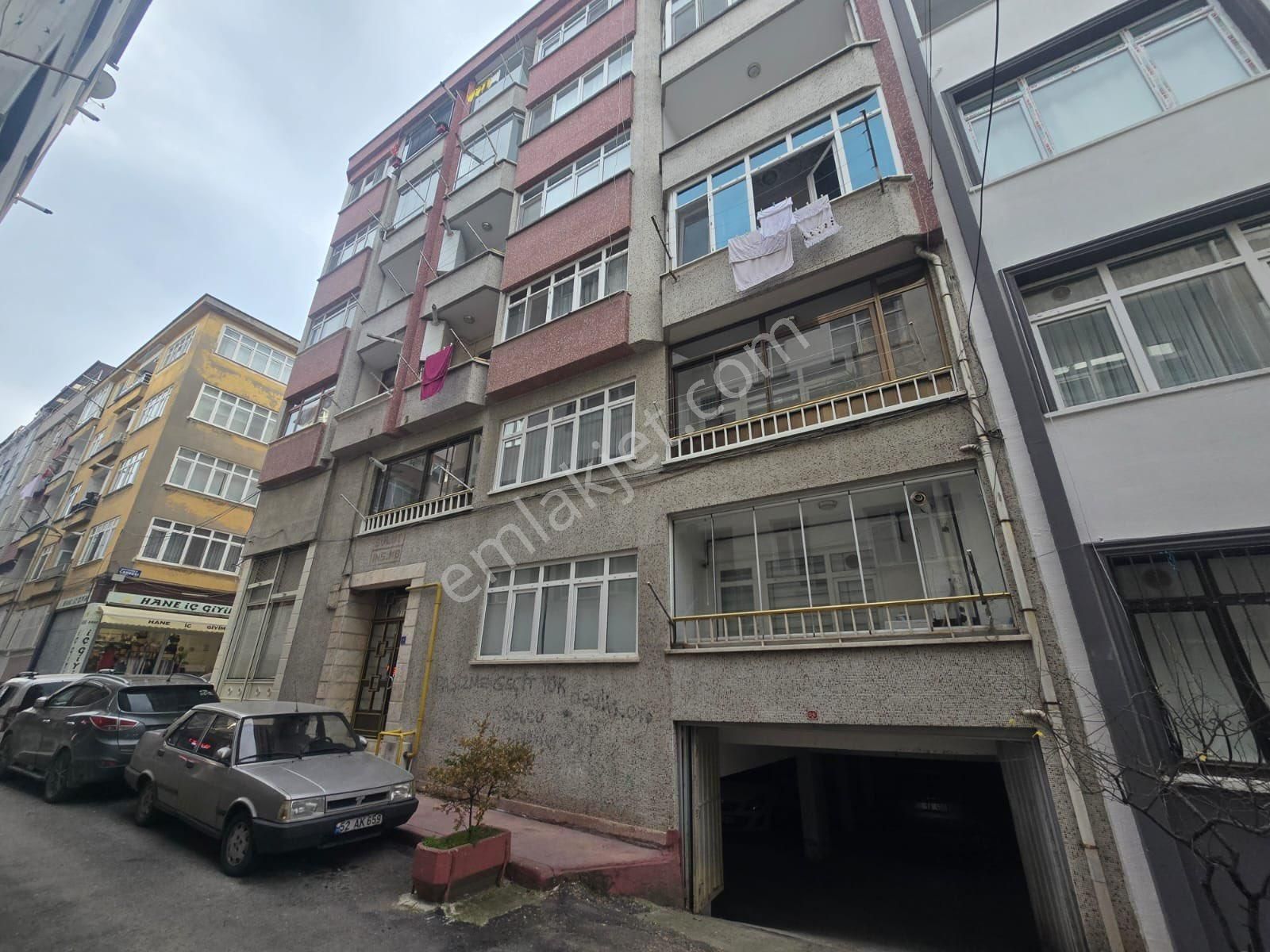 Özeller Gayrimenkulden Harika Konumda Fırsat Daire - Görsel 23