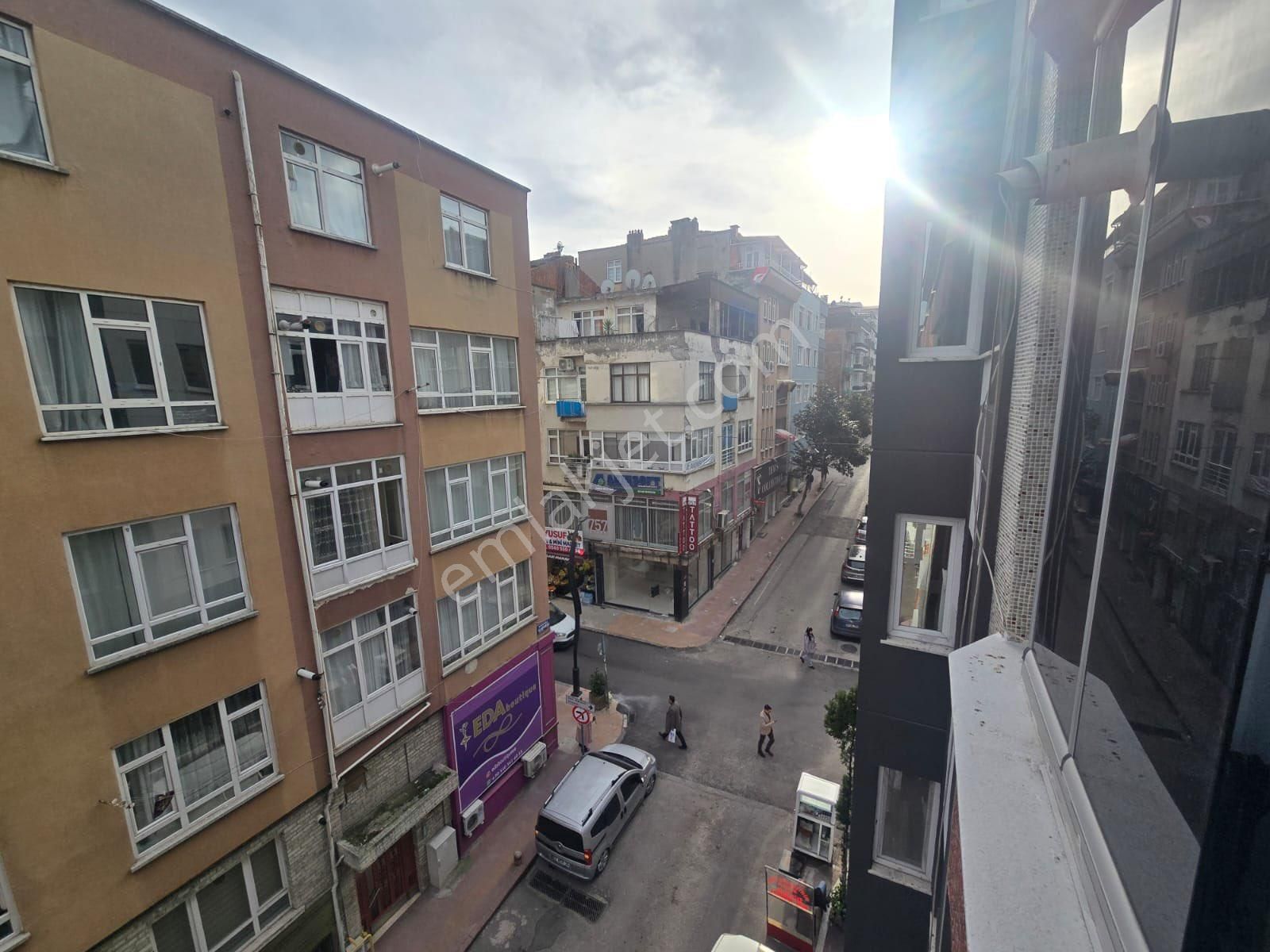 Özeller Gayrimenkulden Harika Konumda Fırsat Daire - Görsel 15