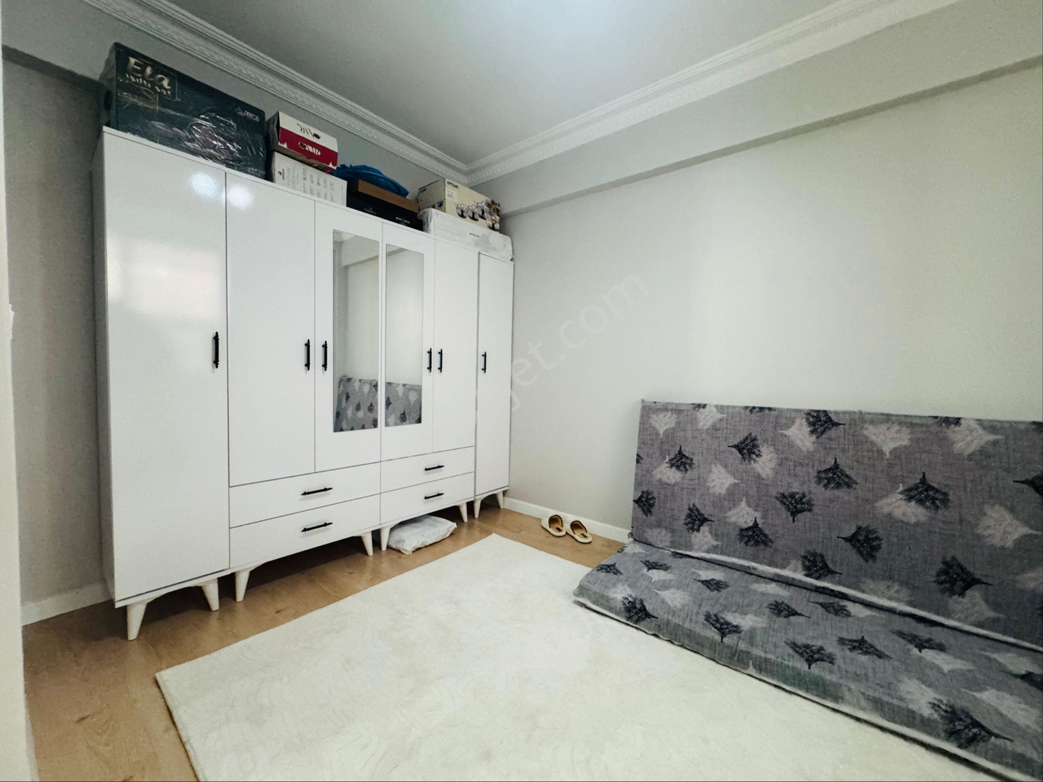 Selehattin Eyyubi’de Caddeye 2. Bina Asansörlü Otoparklı Satılık Daire - Görsel 14