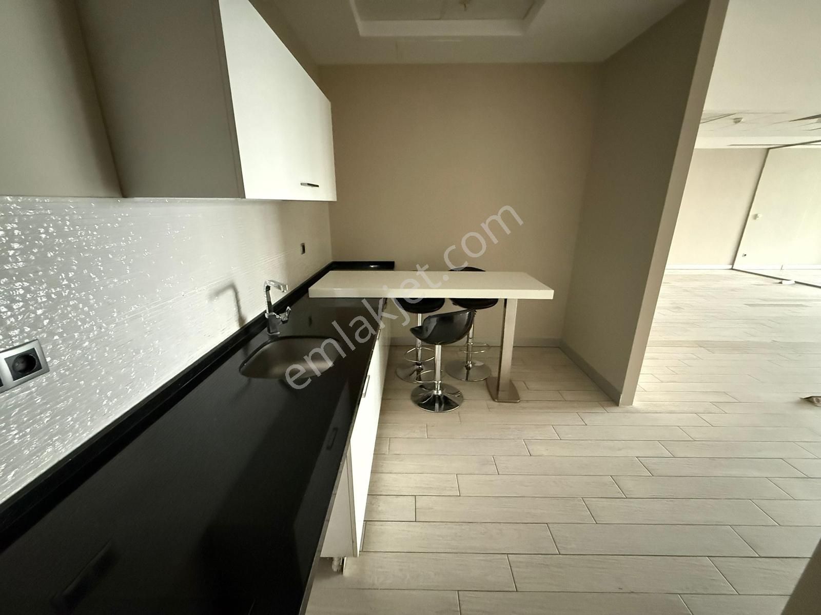 Next Level A1 Blok Yüksek Kat Harika Kiralık Fırsatı - Görsel 7