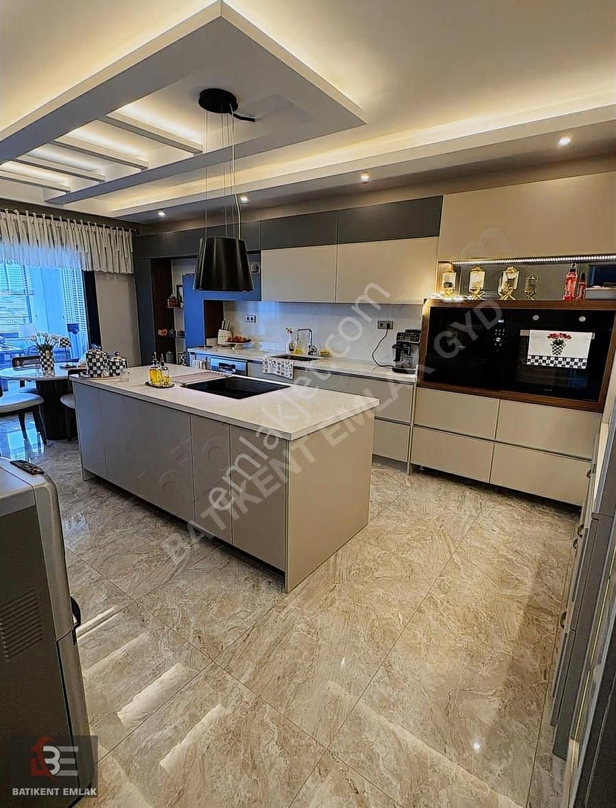 Batıkent Emlak'tan Anka Loft 'ta Ultra Lüx 4.5+1 Giyinme Odalı