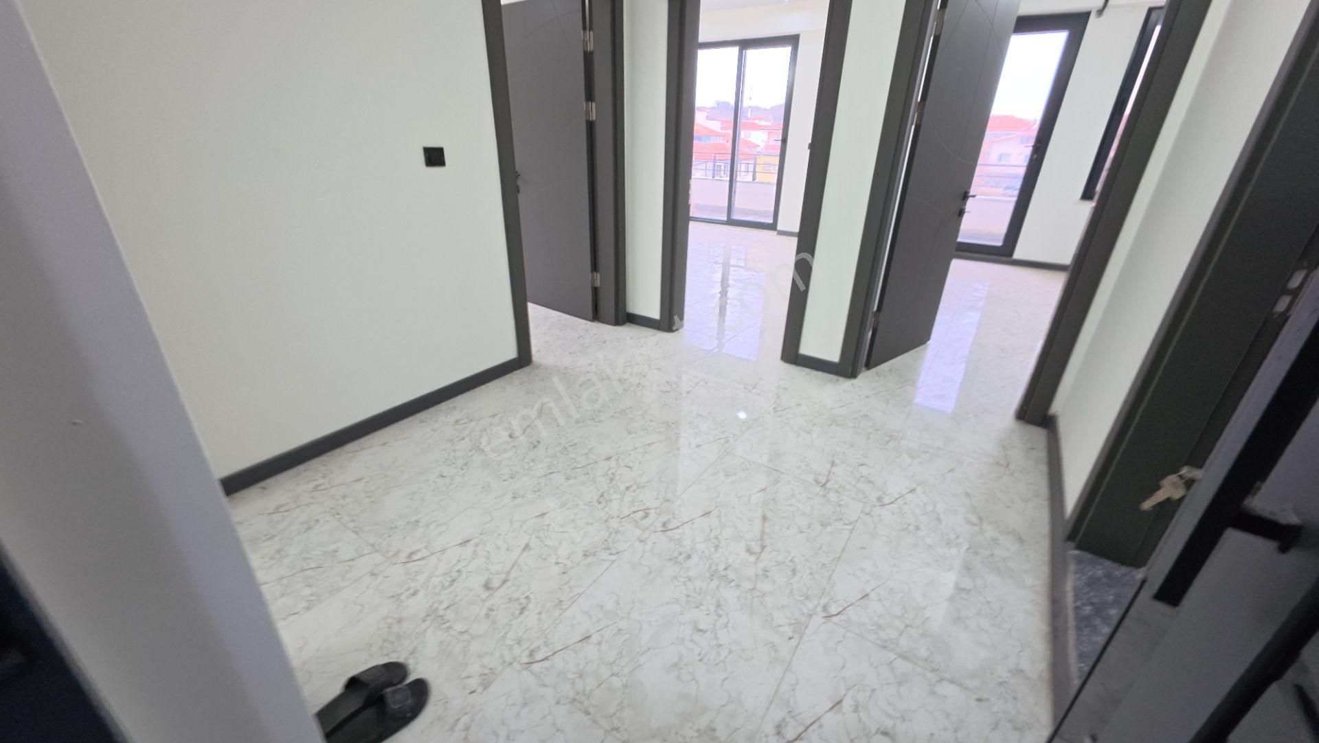 Sakarya Karasu'da Modern Tasarımlı 2+1 Satılık Daire - Görsel 9