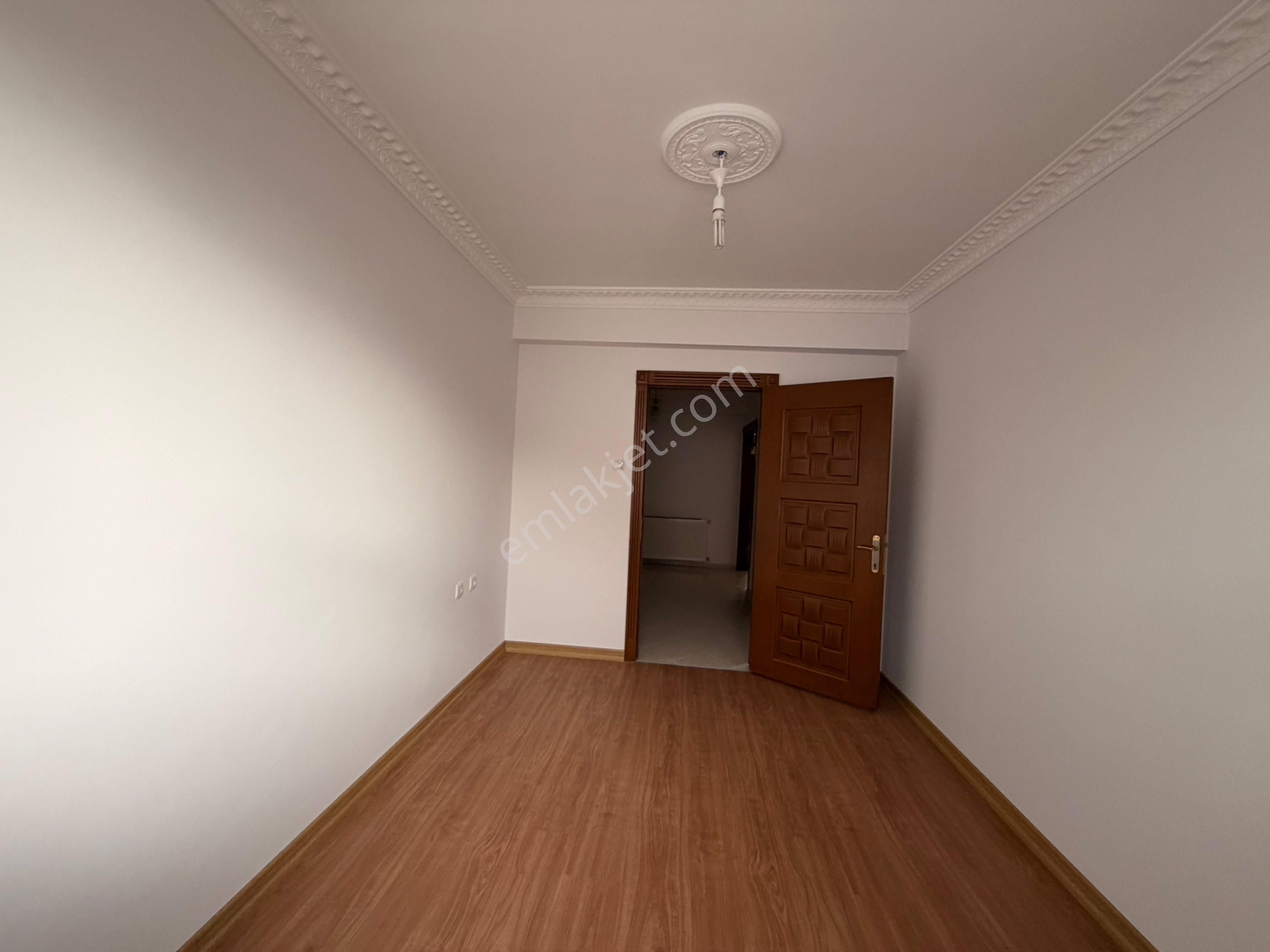 Fırsat Uyanış Mah Asansörlü Ebeveyn Banyolu Yeni Binada 4+1 - Görsel 17