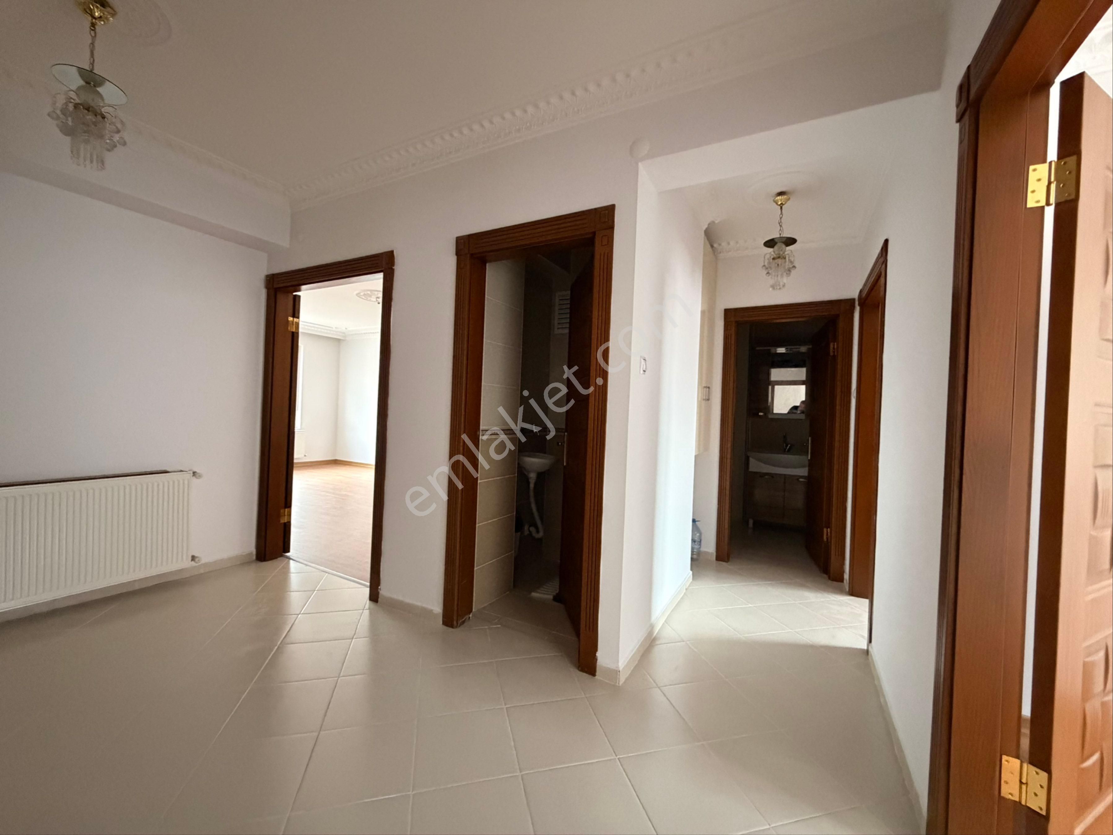 Fırsat Uyanış Mah Asansörlü Ebeveyn Banyolu Yeni Binada 4+1 - Görsel 23