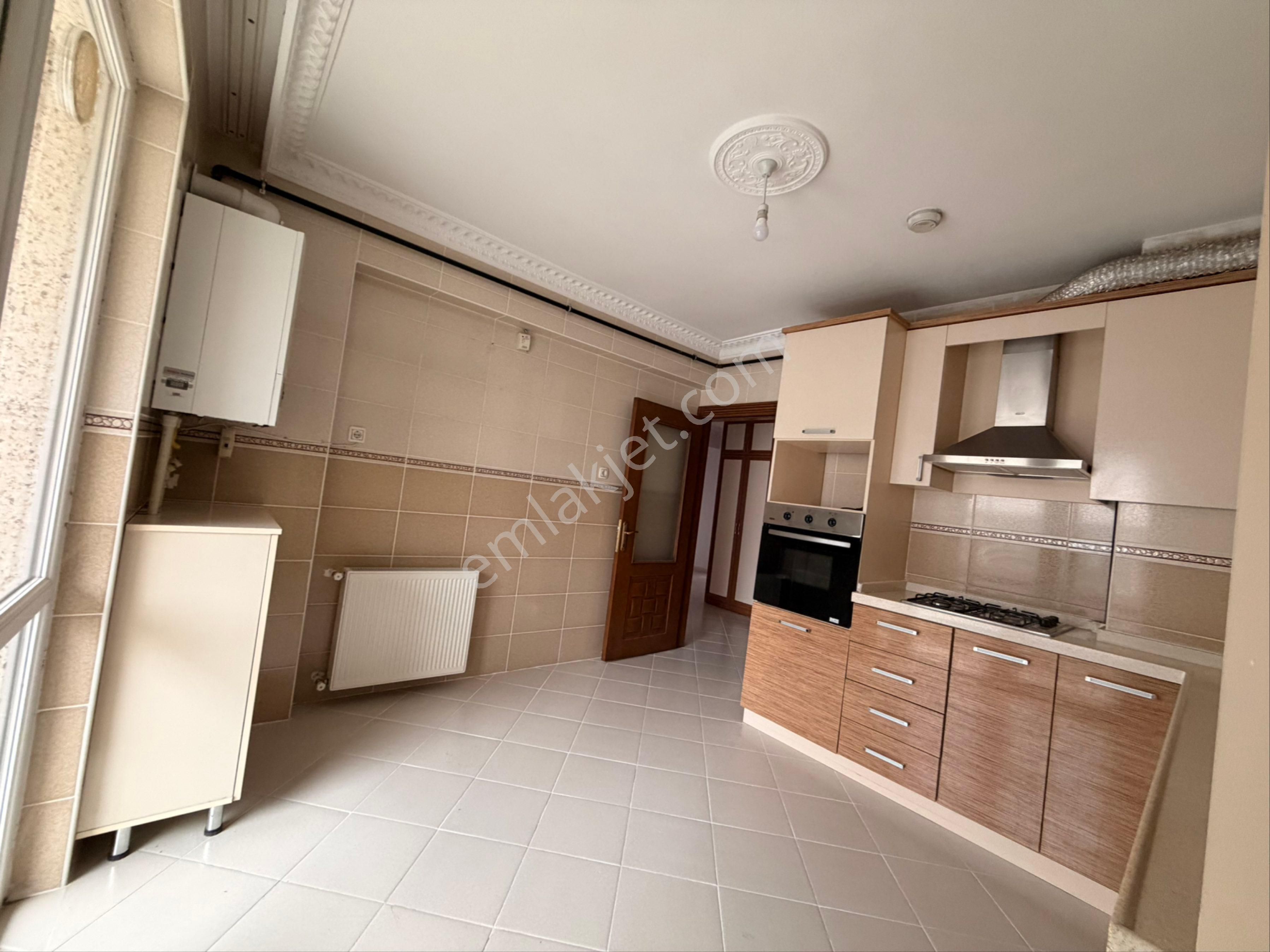 Fırsat Uyanış Mah Asansörlü Ebeveyn Banyolu Yeni Binada 4+1 - Görsel 6