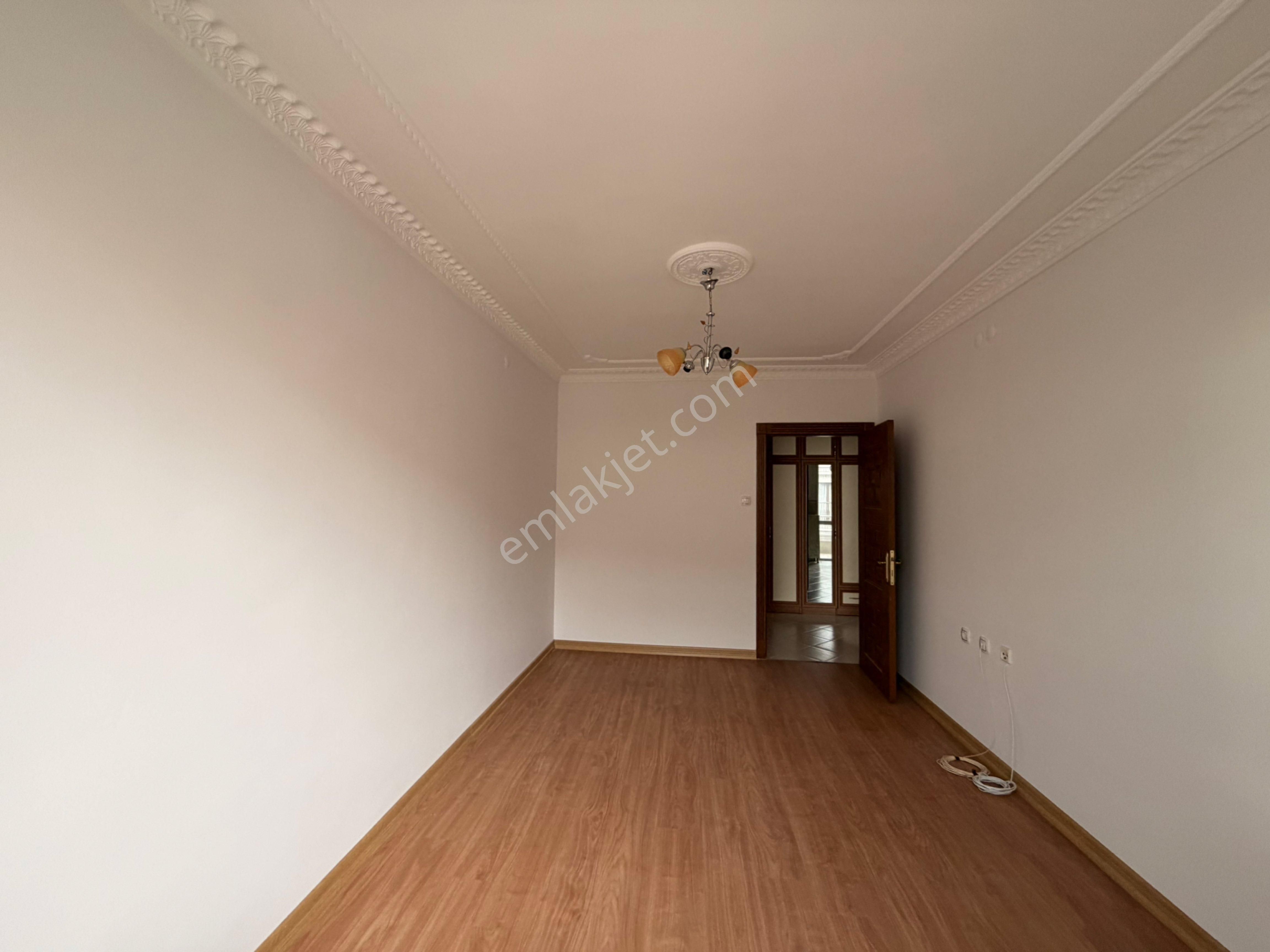 Fırsat Uyanış Mah Asansörlü Ebeveyn Banyolu Yeni Binada 4+1 - Görsel 11