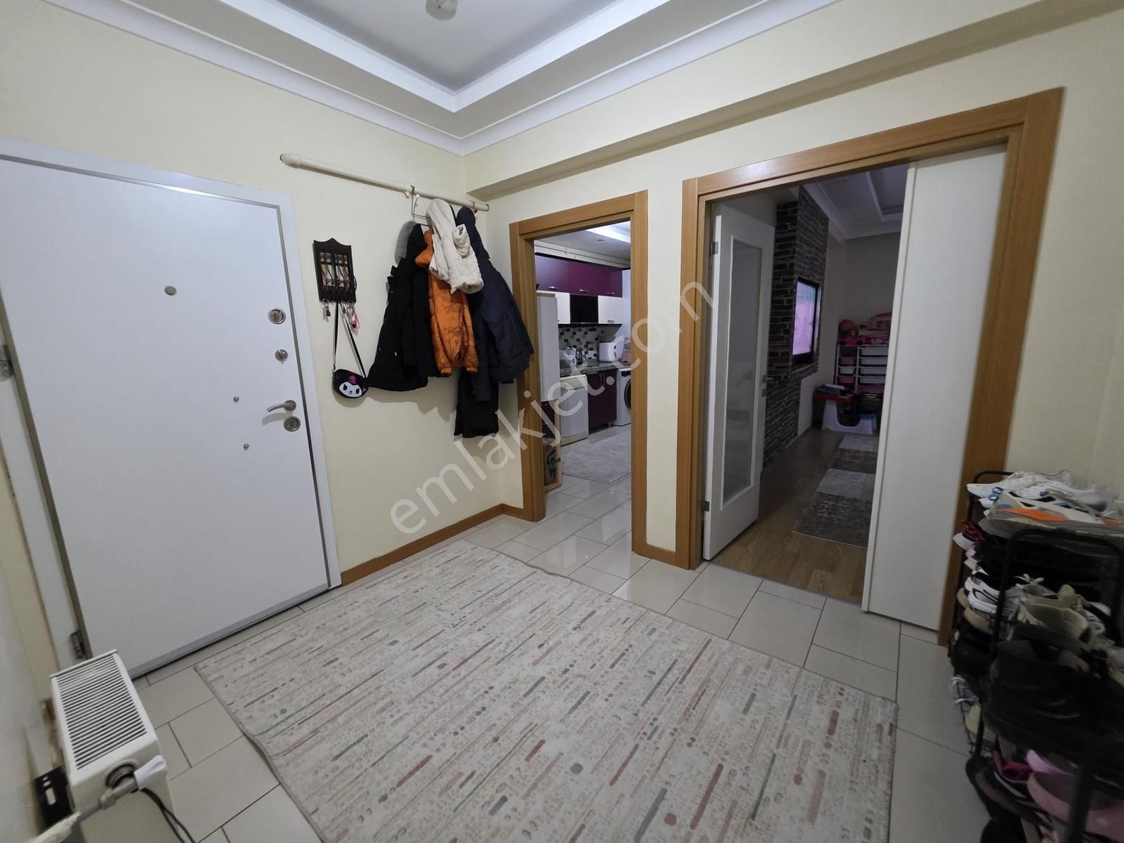 Kardeşlerde Yeni Binada Manzaralı 3+1 Orta Kat Asansörlü Yapılı - Görsel 8