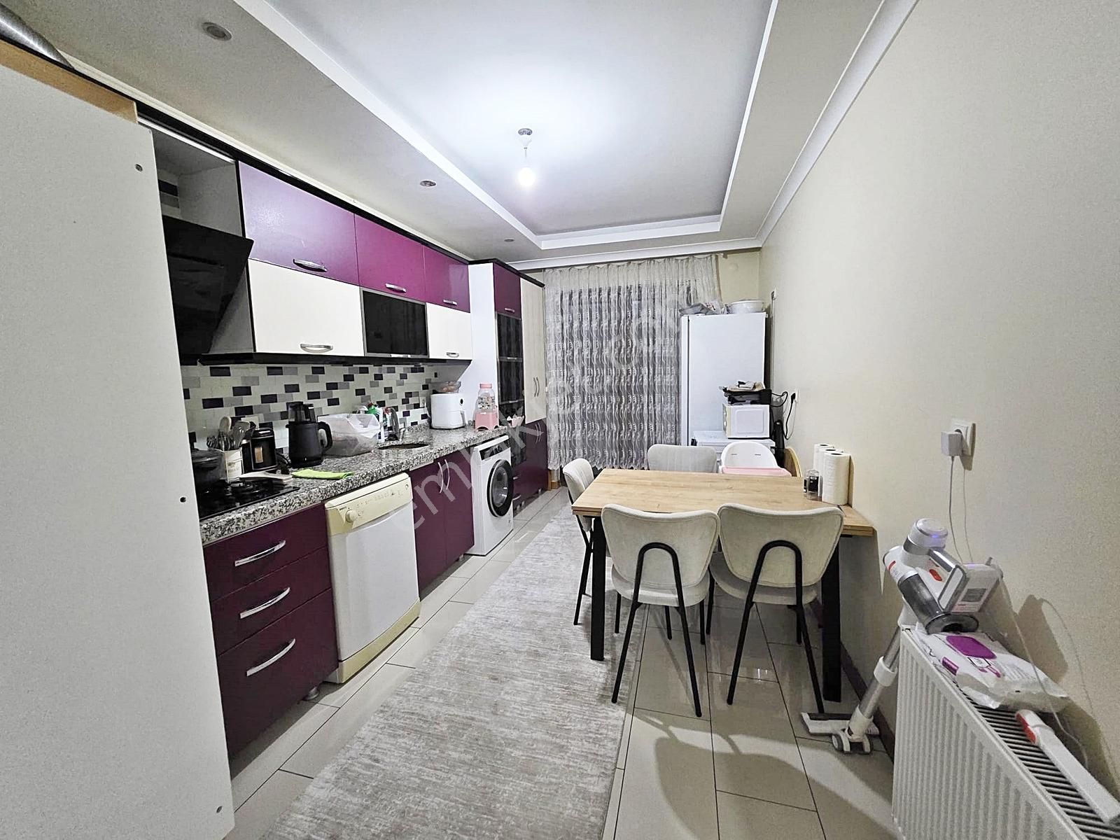 Kardeşlerde Yeni Binada Manzaralı 3+1 Orta Kat Asansörlü Yapılı - Görsel 18