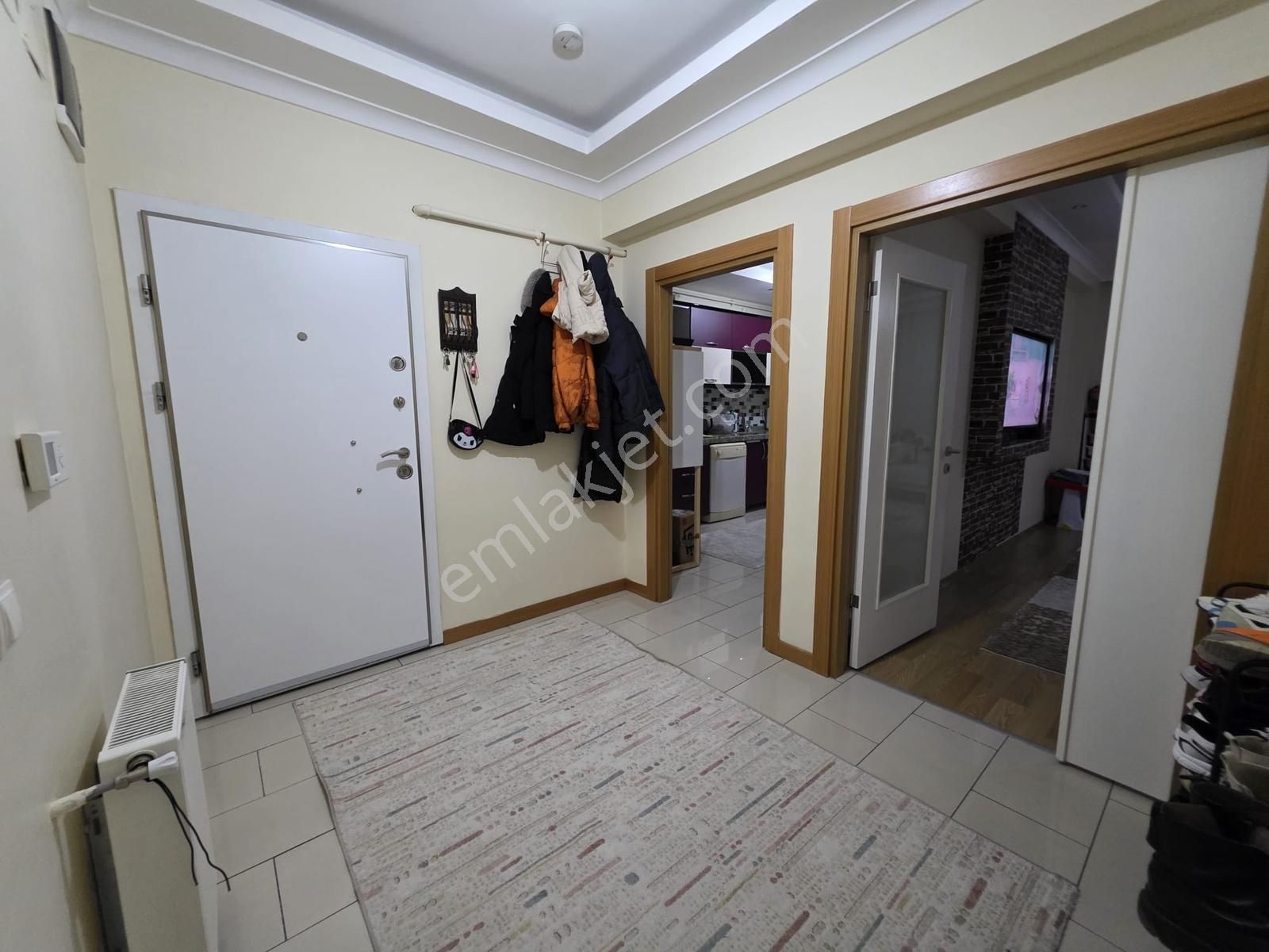 Kardeşlerde Yeni Binada Manzaralı 3+1 Orta Kat Asansörlü Yapılı - Görsel 26