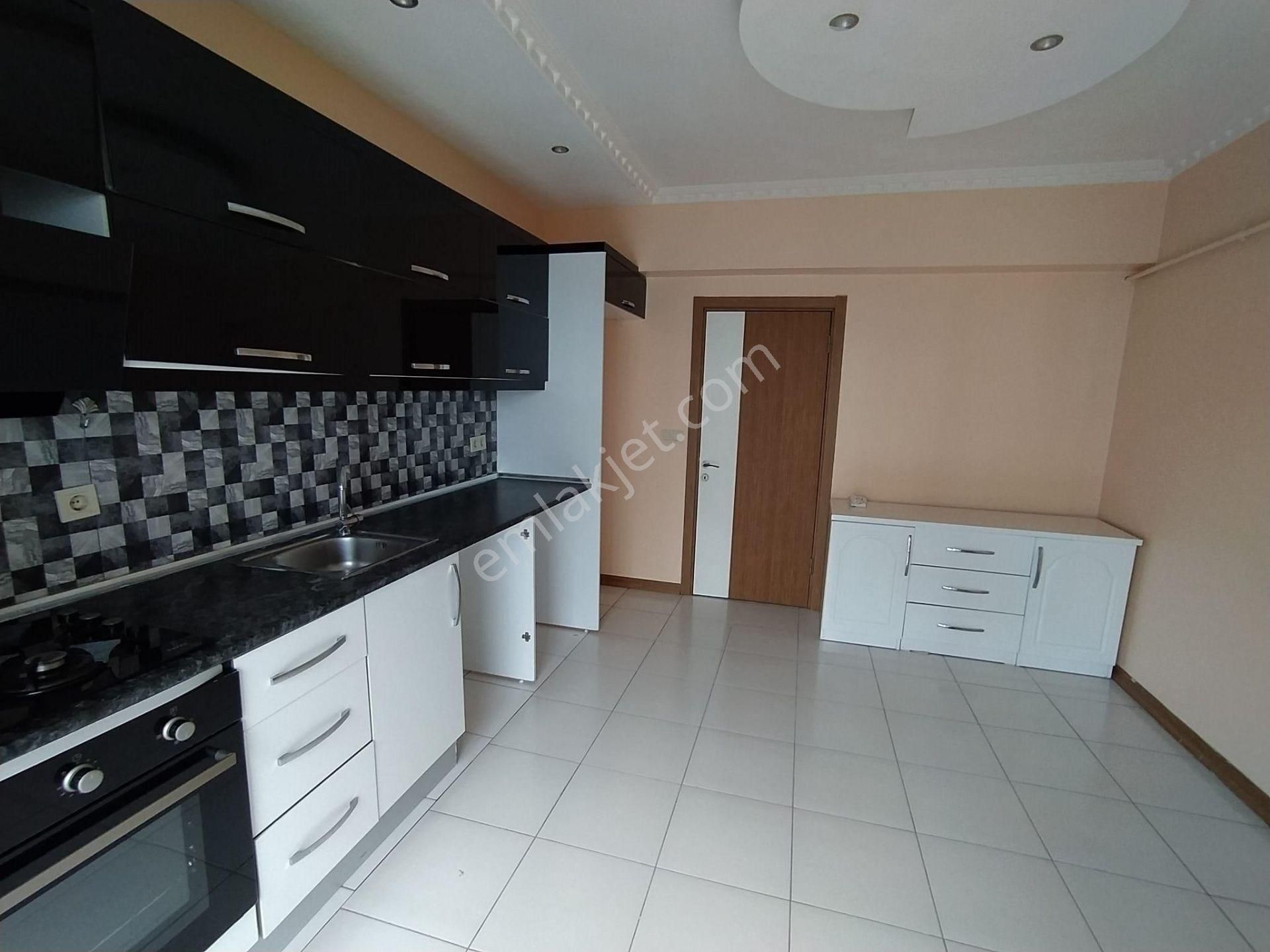 Mertcan Dan Yakacık Meydana Yürüme Site İçi 3+1 Ebeveyn Banyolu - Görsel 16