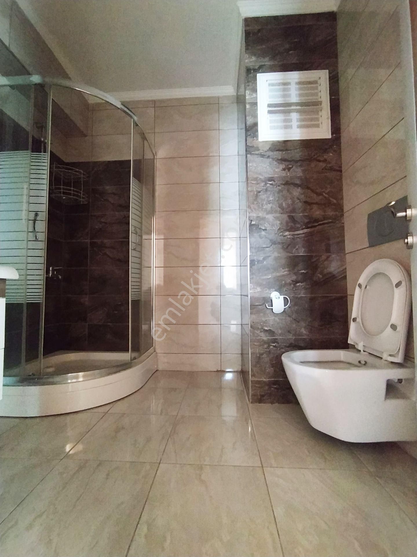 Mertcan Dan Yakacık Meydana Yürüme Site İçi 3+1 Ebeveyn Banyolu - Görsel 18