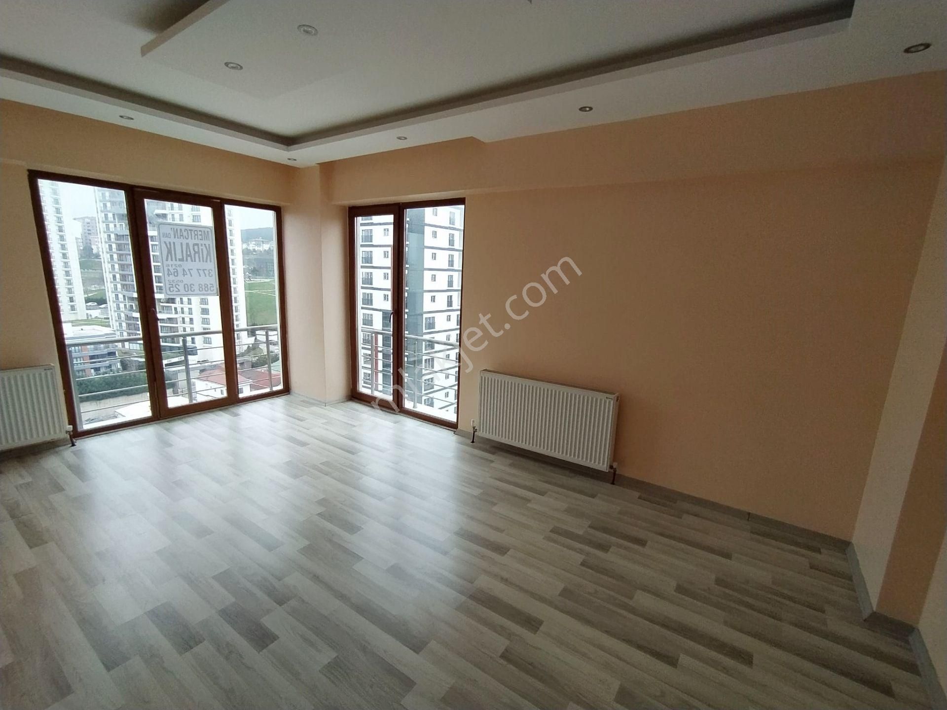 Mertcan Dan Yakacık Meydana Yürüme Site İçi 3+1 Ebeveyn Banyolu - Görsel 3