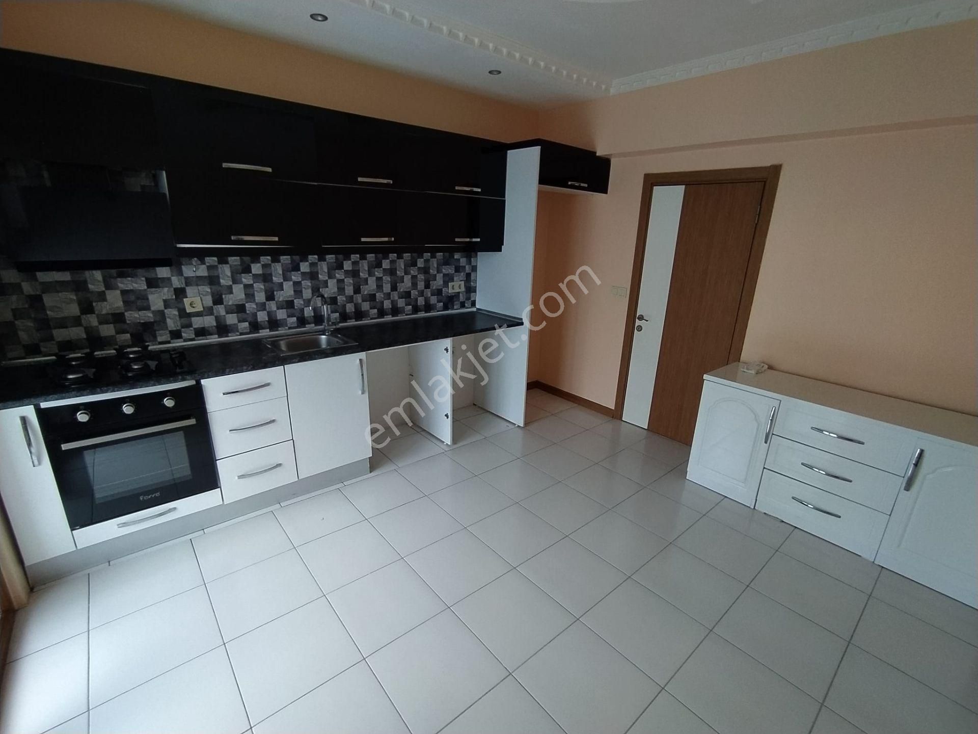 Mertcan Dan Yakacık Meydana Yürüme Site İçi 3+1 Ebeveyn Banyolu - Görsel 15