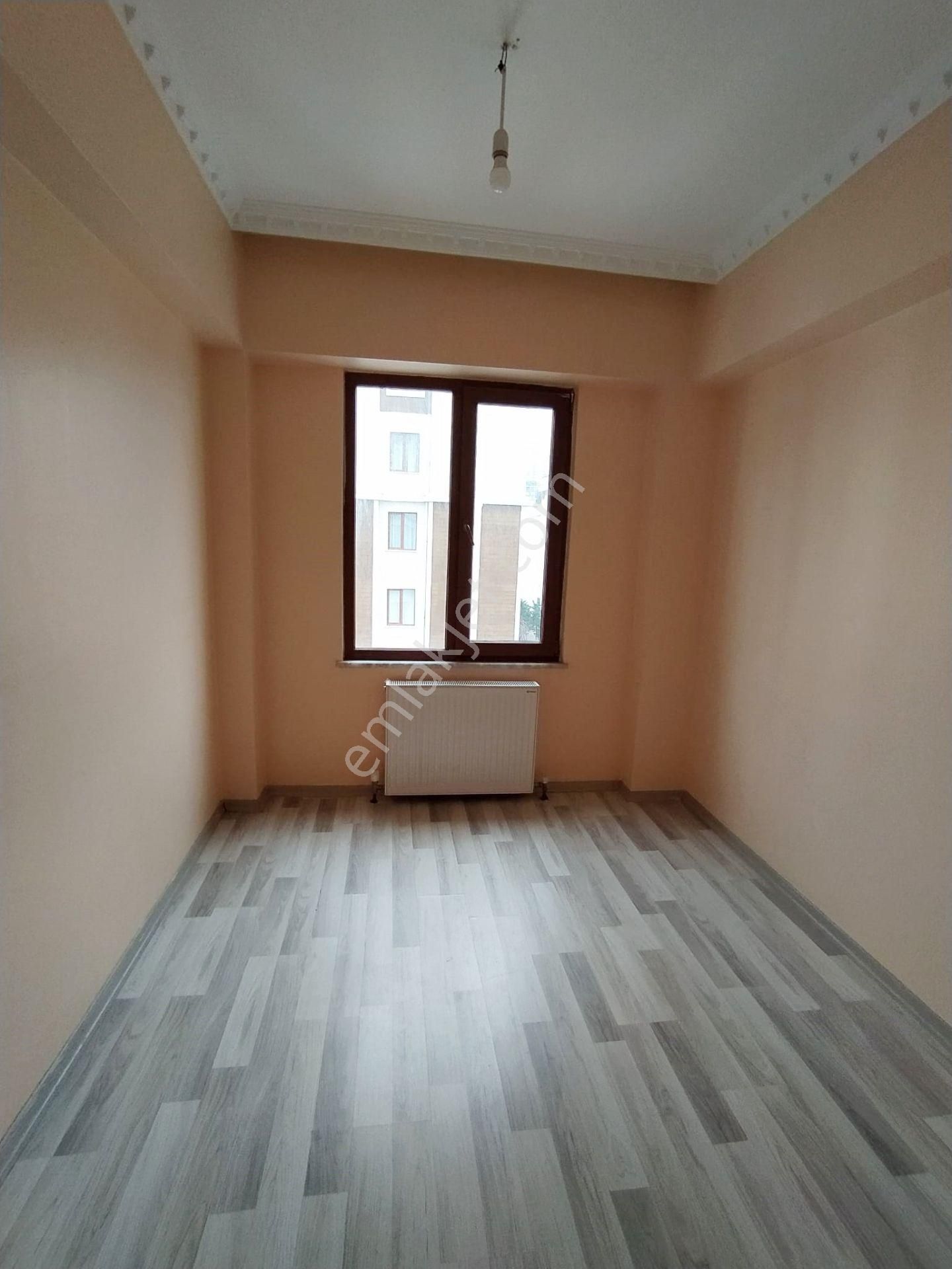 Mertcan Dan Yakacık Meydana Yürüme Site İçi 3+1 Ebeveyn Banyolu - Görsel 6