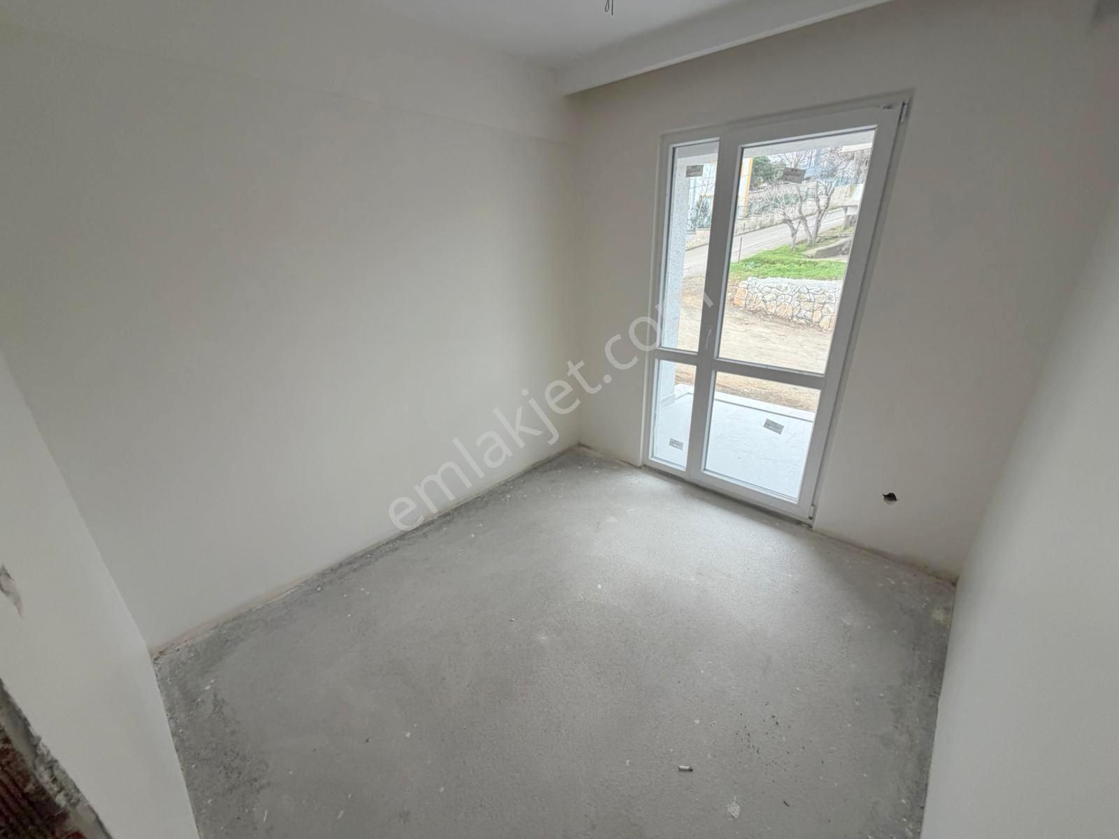 Mertcan'dan Caddeye 2dk Balkonlu Ara Kat Sıfır Kaçmaz Fiyata 3+1 - Görsel 11