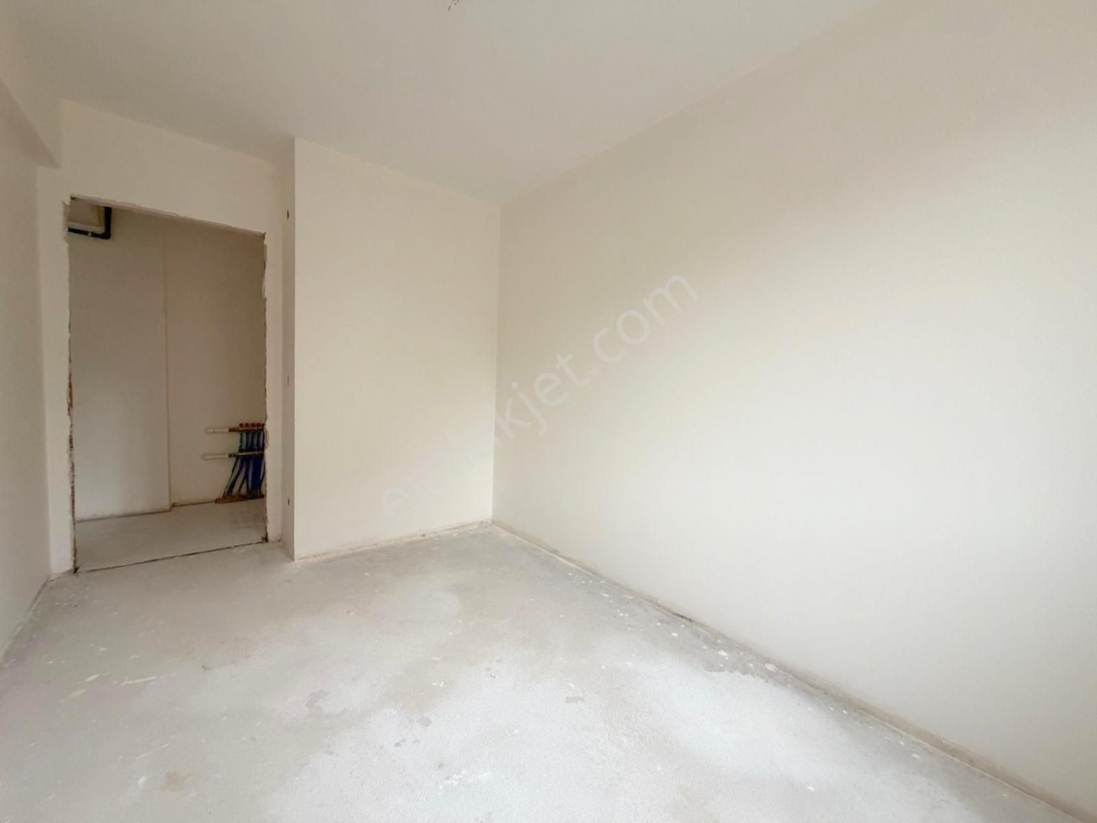 Mertcan'dan Caddeye 2dk Balkonlu Ara Kat Sıfır Kaçmaz Fiyata 3+1 - Görsel 13