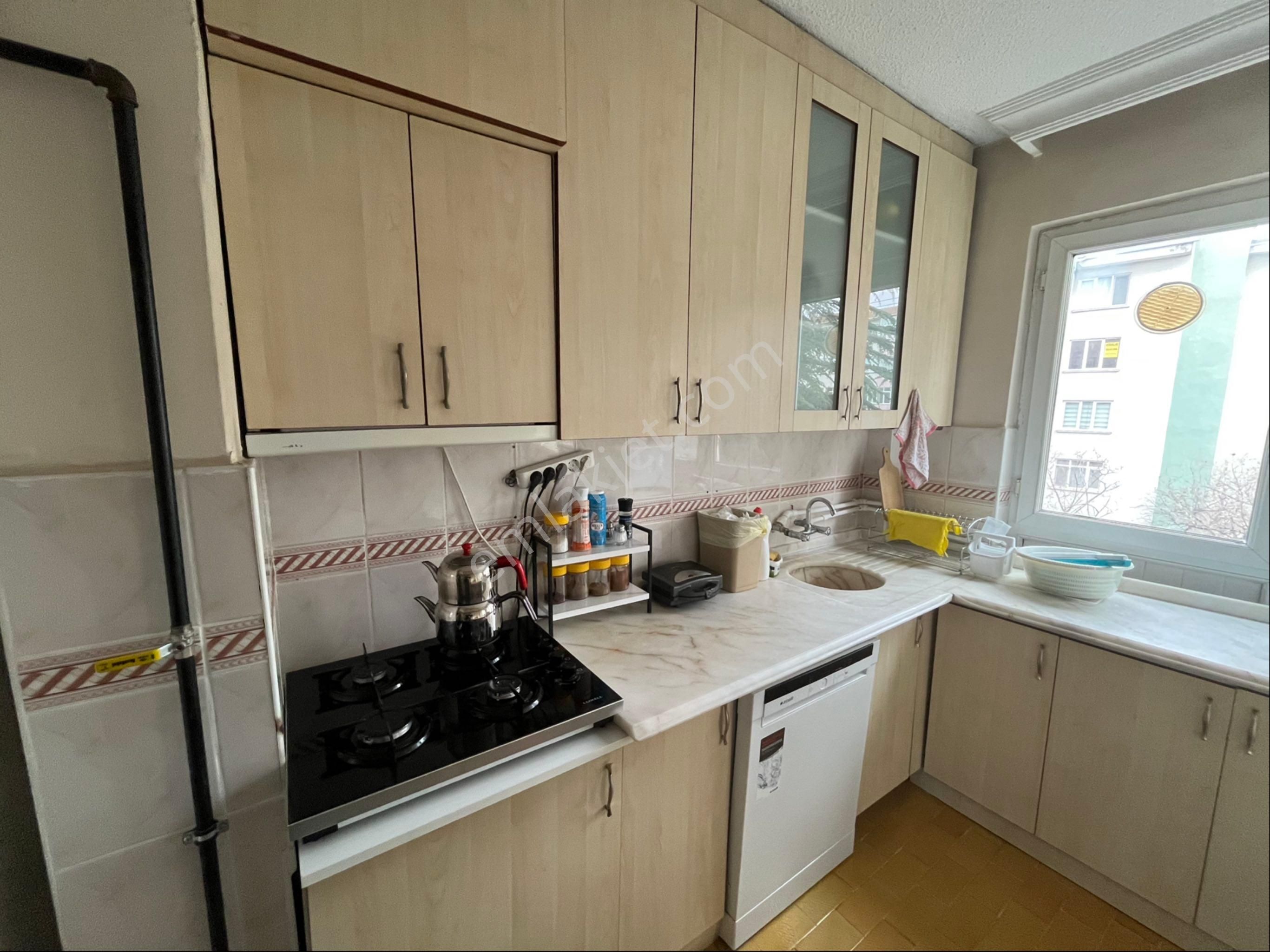 Turyap'tan Ümitköy Sitesinde İçi Temiz 3+1 Arakat Daire - Görsel 3