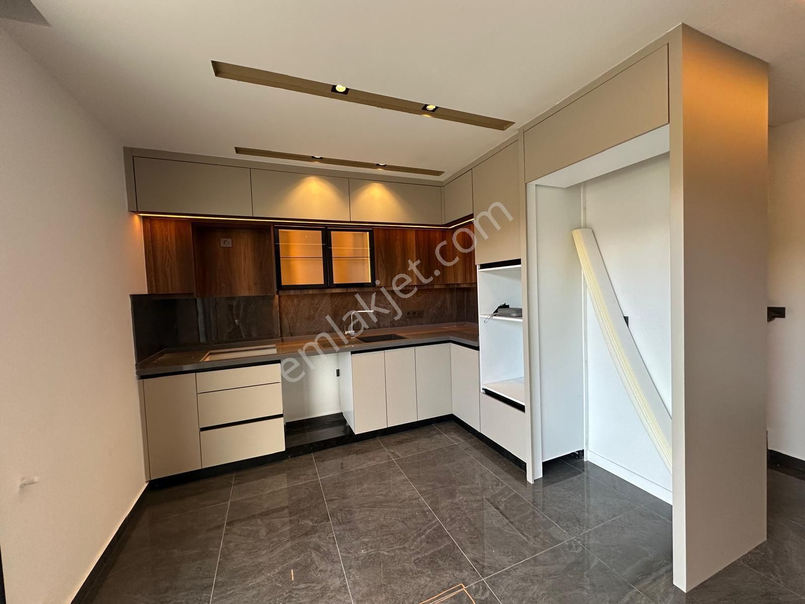 Didim Hisar Mah. 3+1 Açık Mutfaklı Havuzlu Ve Bahçeli Teraslı Trıplex Villalarımız Satılıktır - Görsel 14