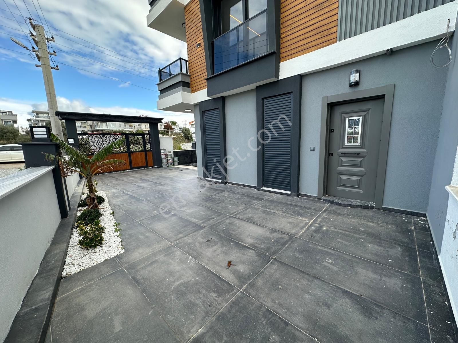 Didim Hisar Mah. 3+1 Açık Mutfaklı Havuzlu Ve Bahçeli Teraslı Trıplex Villalarımız Satılıktır - Görsel 9