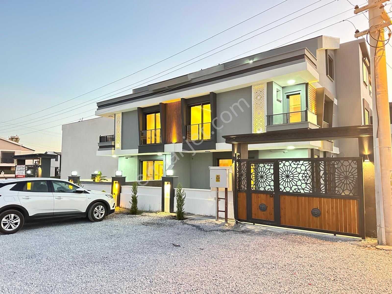 Didim Hisar Mah. 3+1 Açık Mutfaklı Havuzlu Ve Bahçeli Teraslı Trıplex Villalarımız Satılıktır - Görsel 3