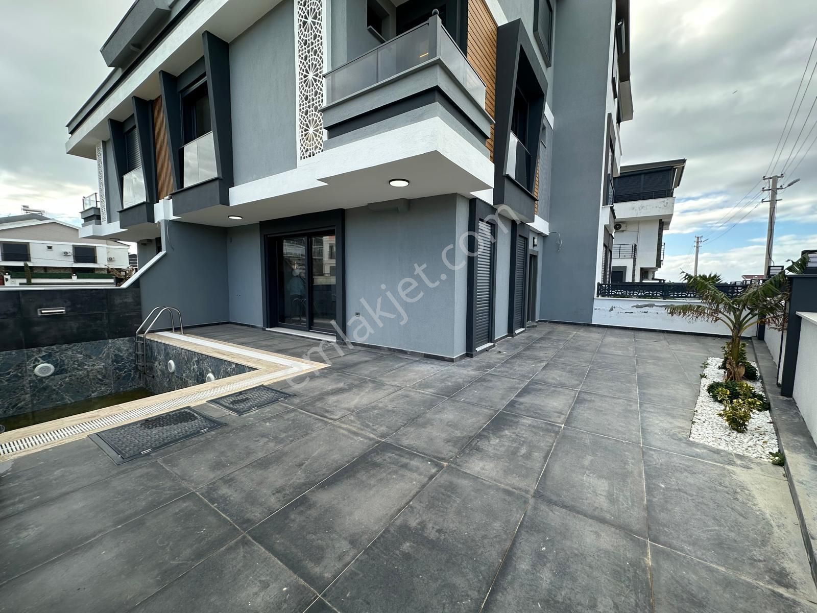 Didim Hisar Mah. 3+1 Açık Mutfaklı Havuzlu Ve Bahçeli Teraslı Trıplex Villalarımız Satılıktır - Görsel 35