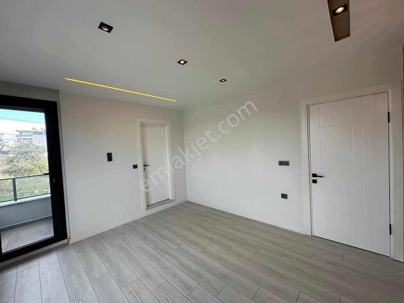 Didim Hisar Mah. 3+1 Açık Mutfaklı Havuzlu Ve Bahçeli Teraslı Trıplex Villalarımız Satılıktır - Görsel 26