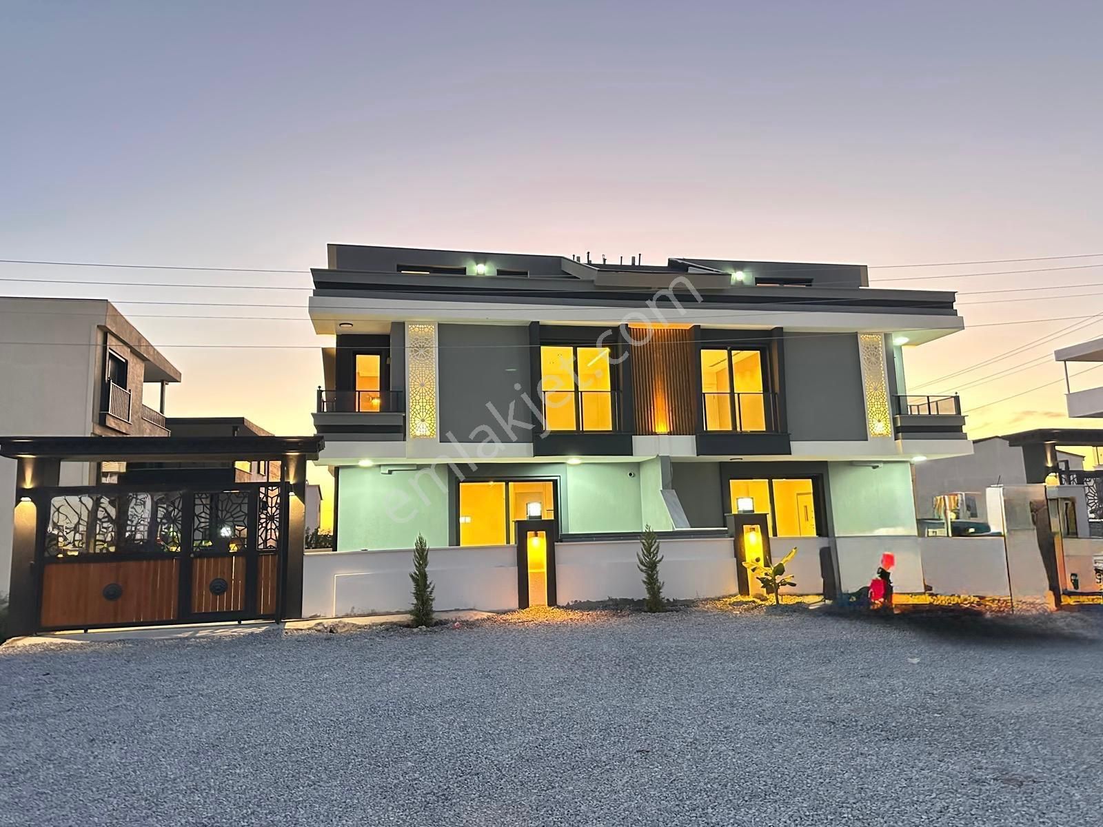 Didim Hisar Mah. 3+1 Açık Mutfaklı Havuzlu Ve Bahçeli Teraslı Trıplex Villalarımız Satılıktır - Görsel 2