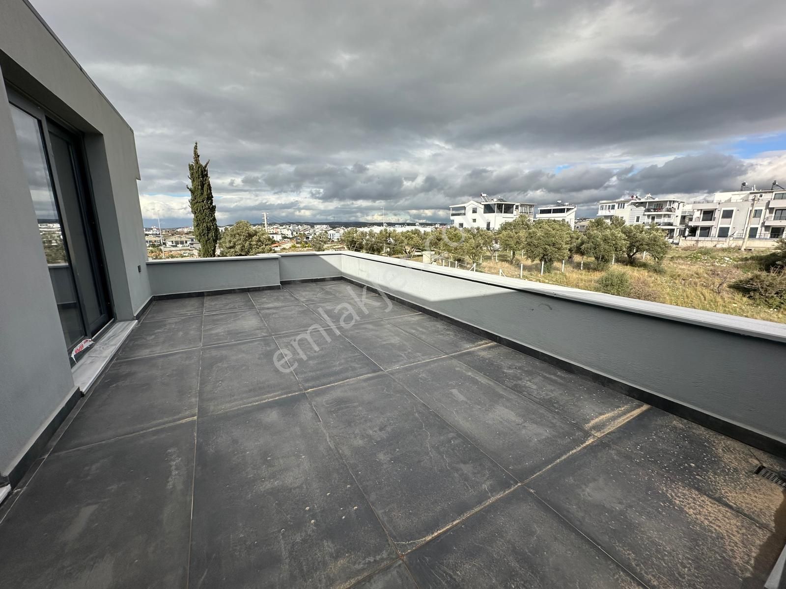 Didim Hisar Mah. 3+1 Açık Mutfaklı Havuzlu Ve Bahçeli Teraslı Trıplex Villalarımız Satılıktır - Görsel 31