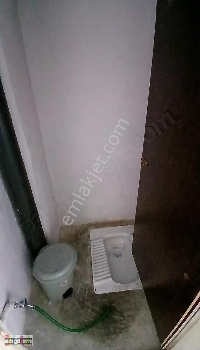 İstabul Ataşehir İçerenköyde Bostancı Metroya Yakın Düz Giriş - Görsel 7